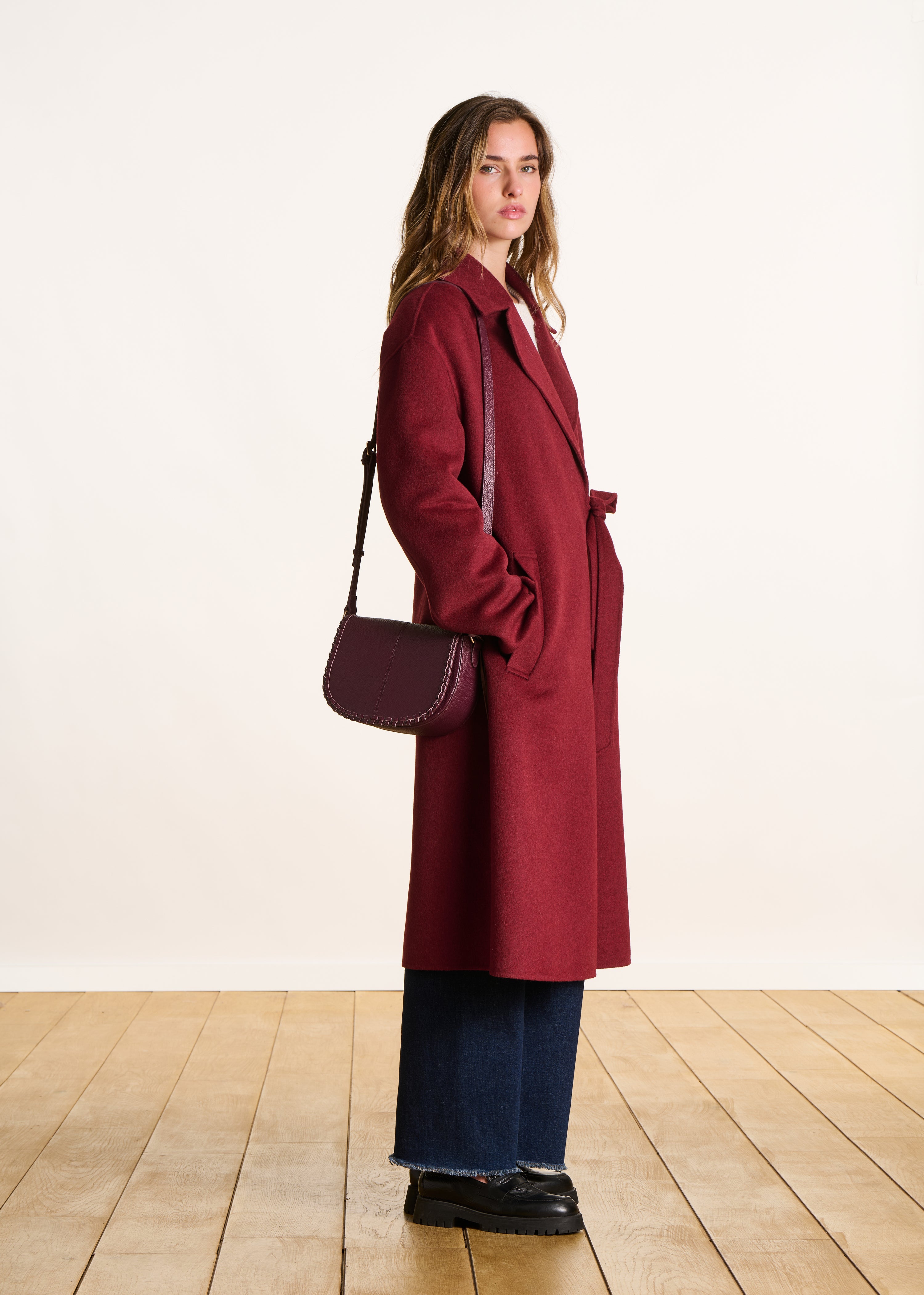 Manteau long oversize rouge en laine