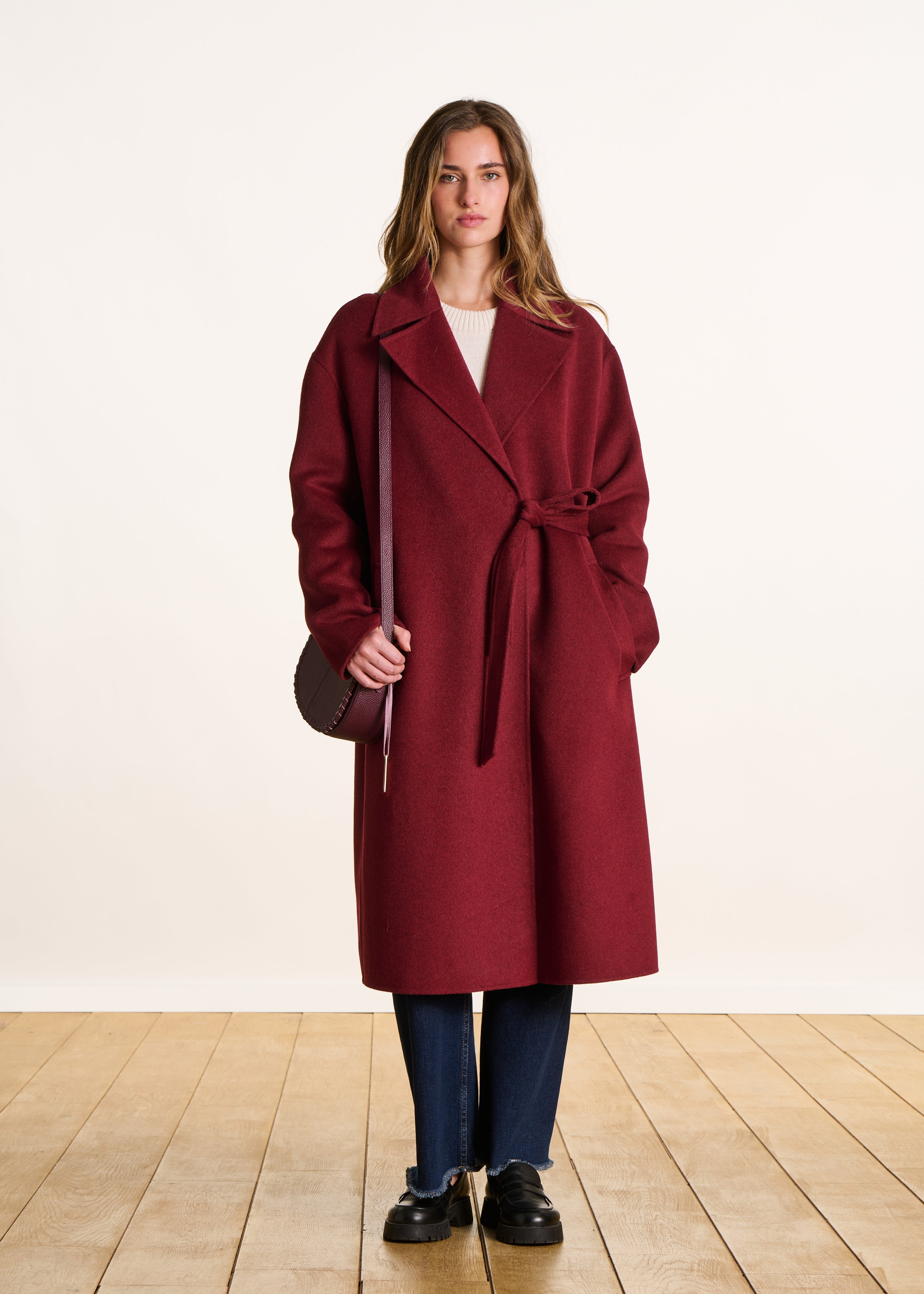 Manteau long oversize rouge en laine