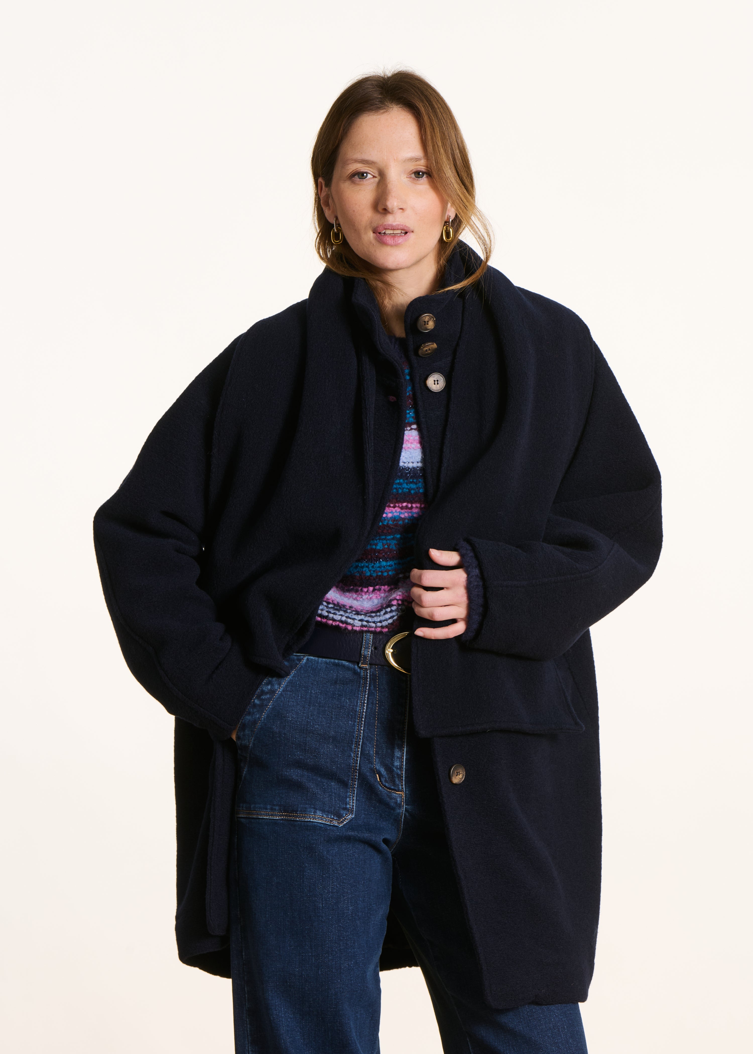 Lockerer 3/4-Mantel in Marineblau aus Wollmischung