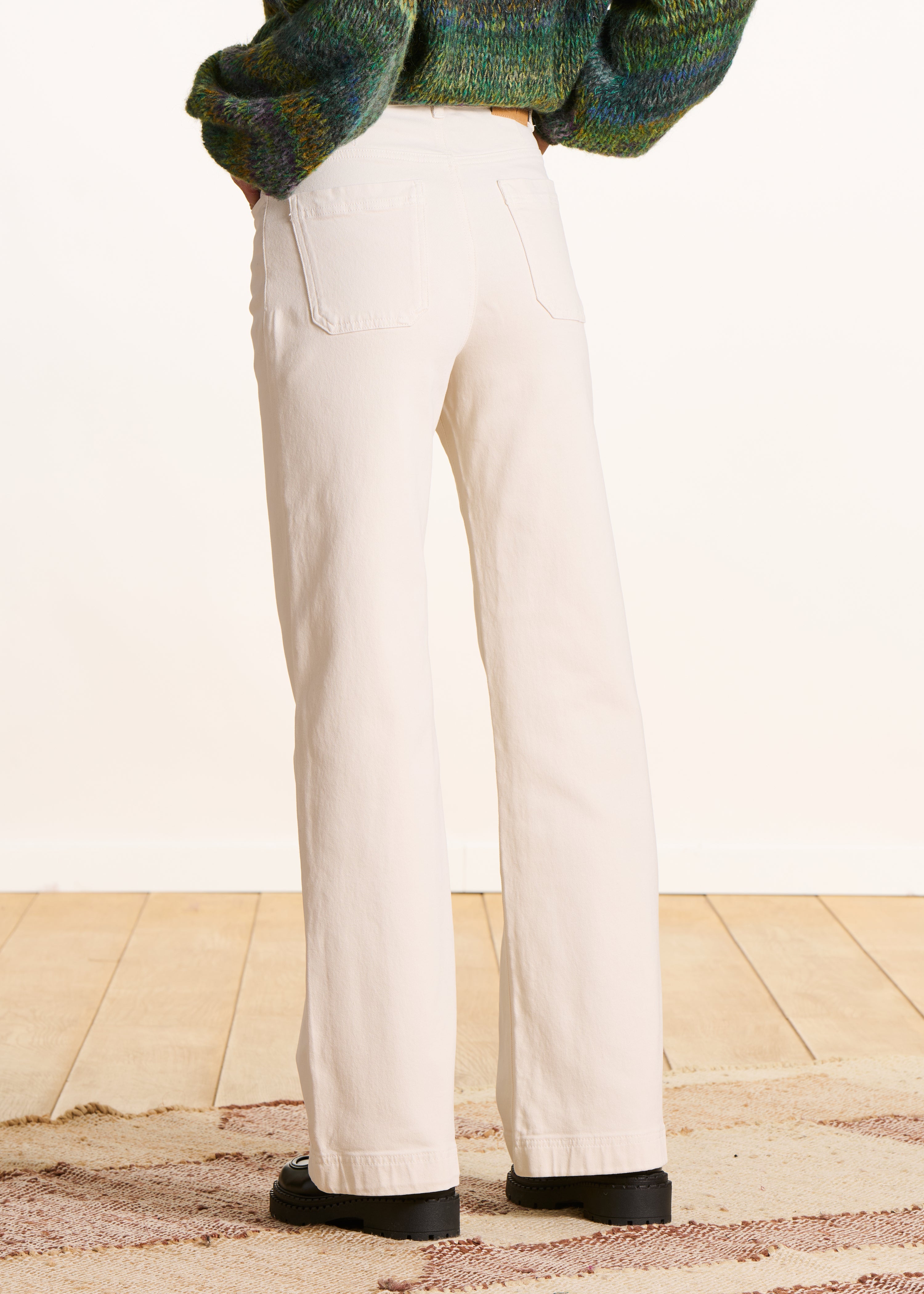 Jean large écru en coton biologique