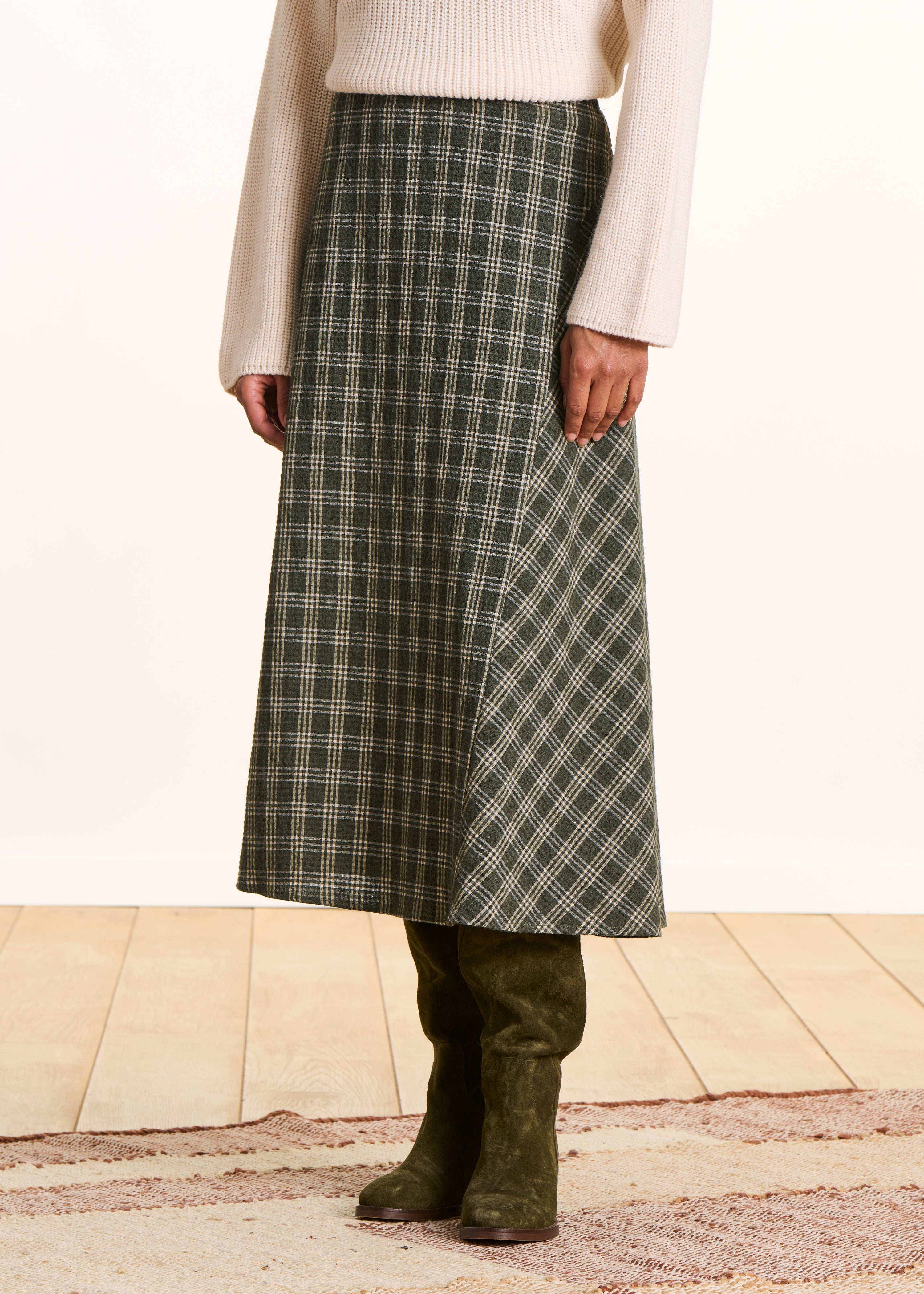 Jupe mi-longue à carreaux kaki