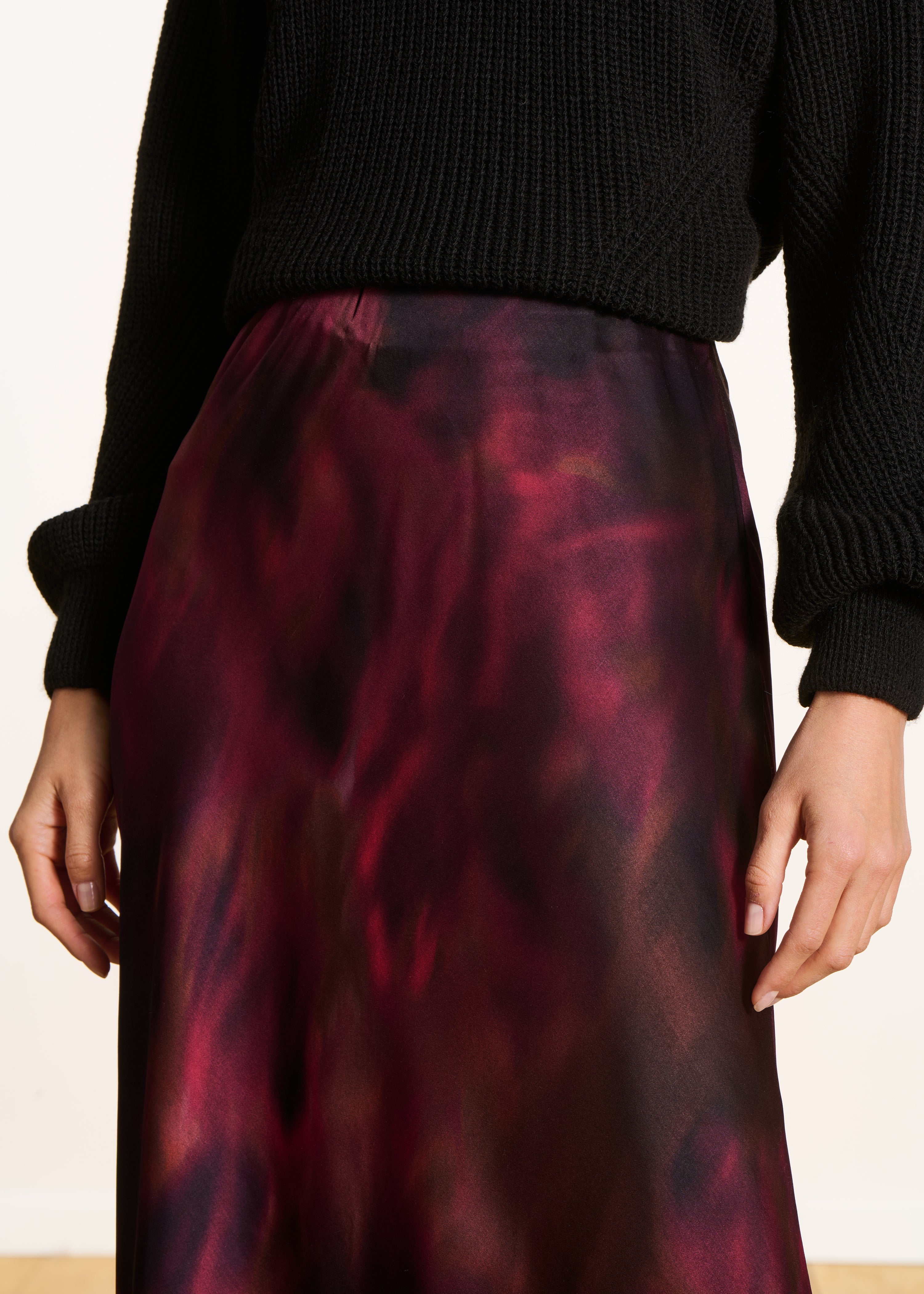 Jupe longue fluide rouge à imprimé