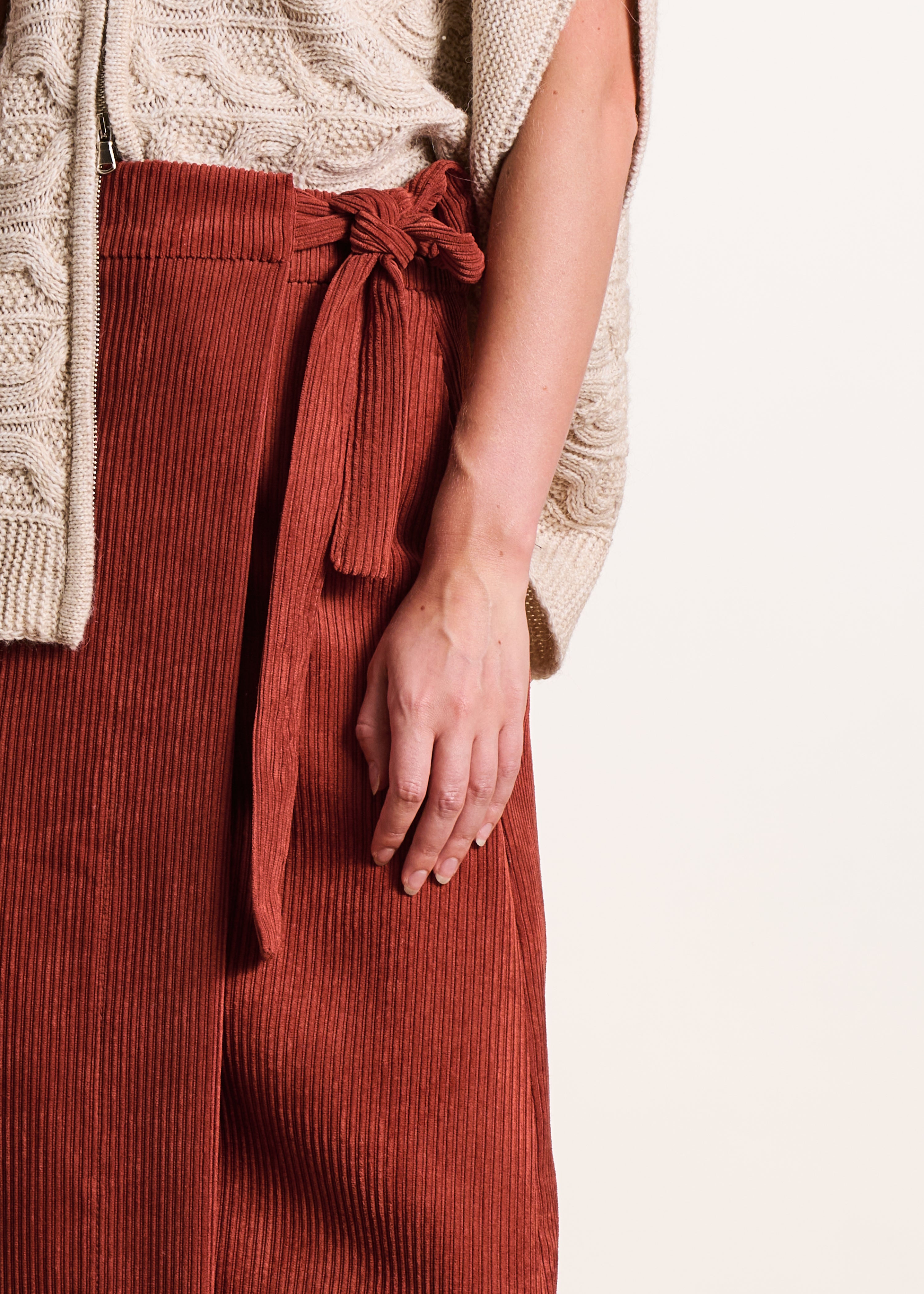 Mid-length wrap skirt in terracotta corduroy velvet La Fée