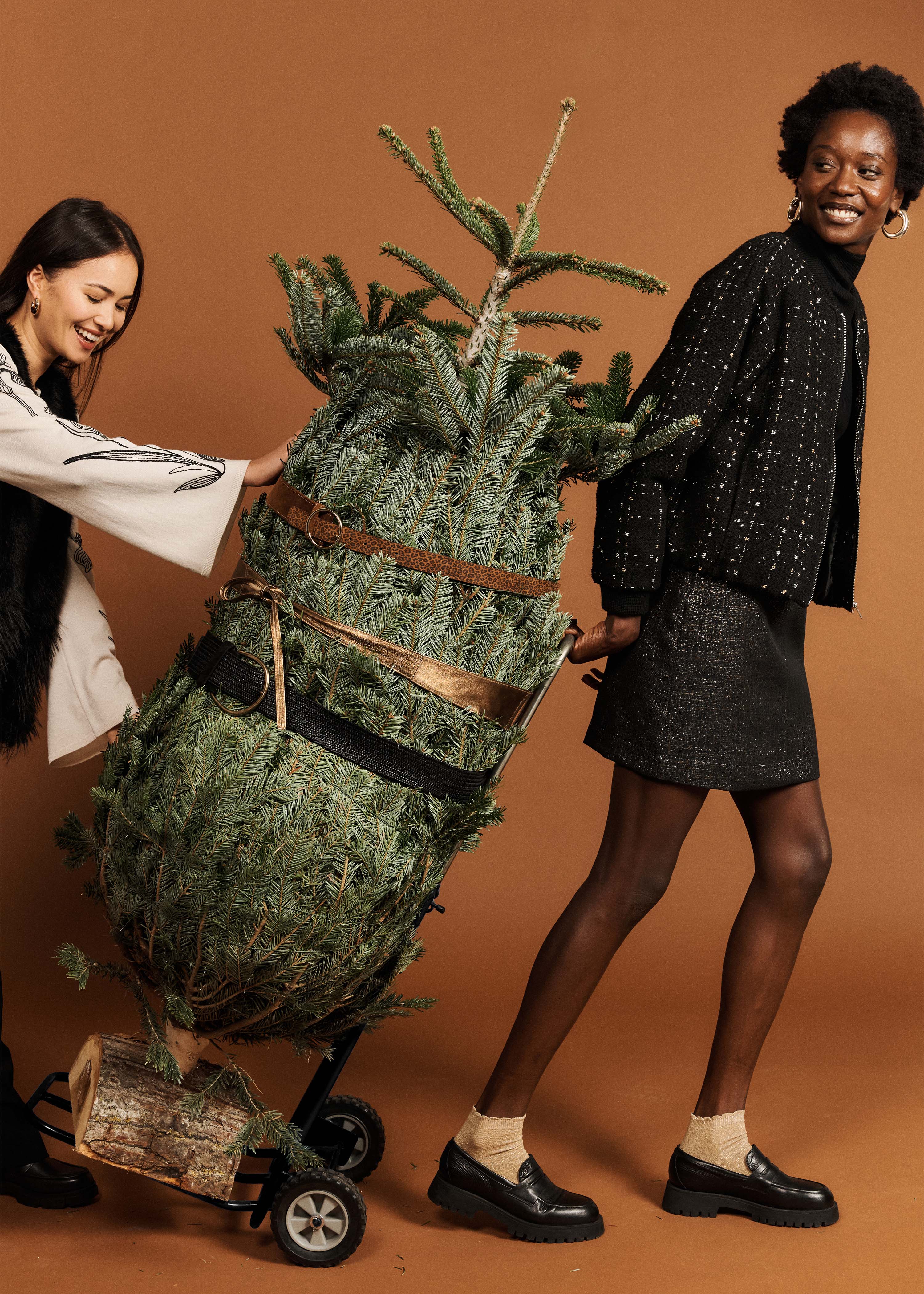 Jupe courte en jacquard noir et doré