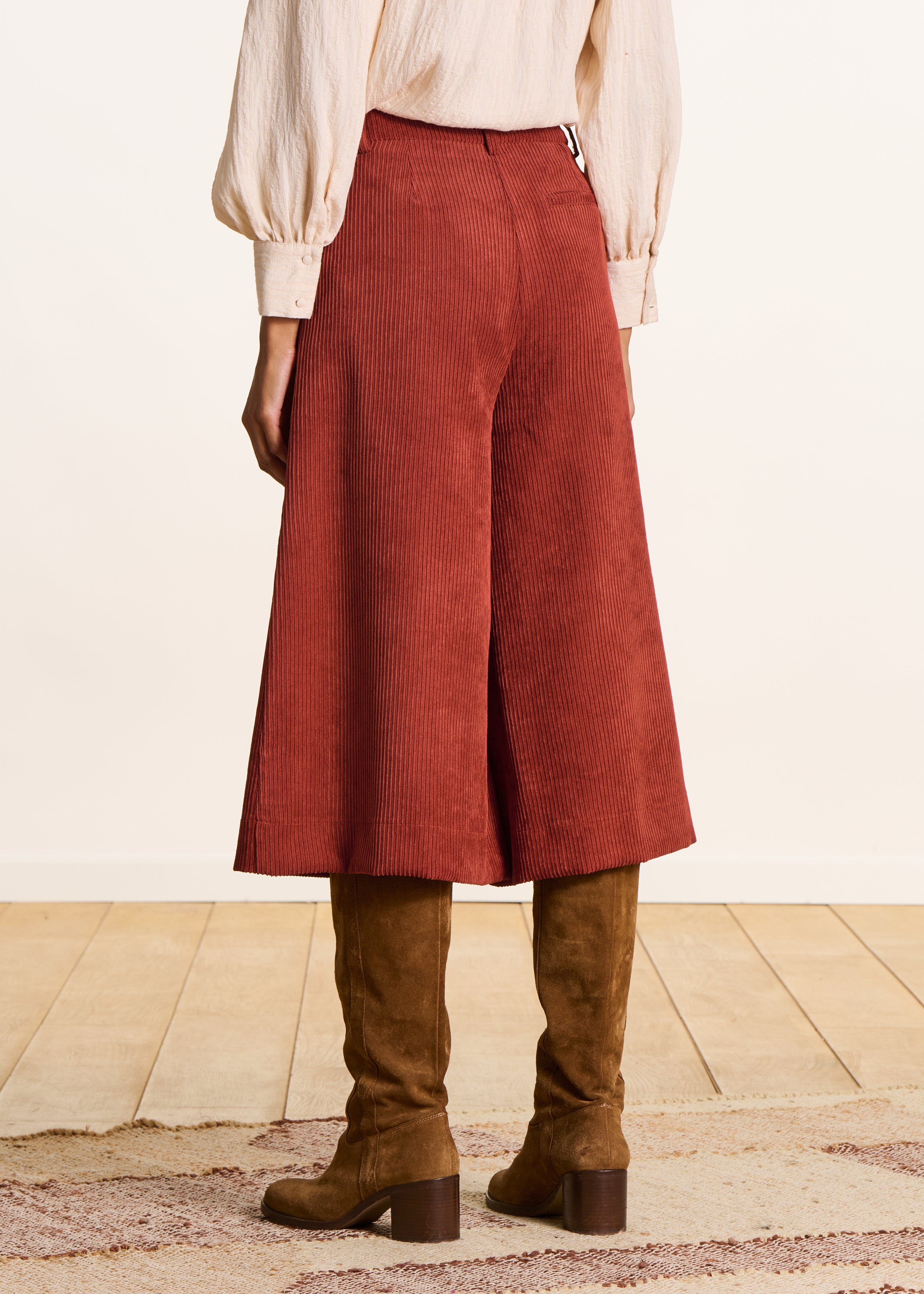 Bermuda long en velours côtelé teracotta