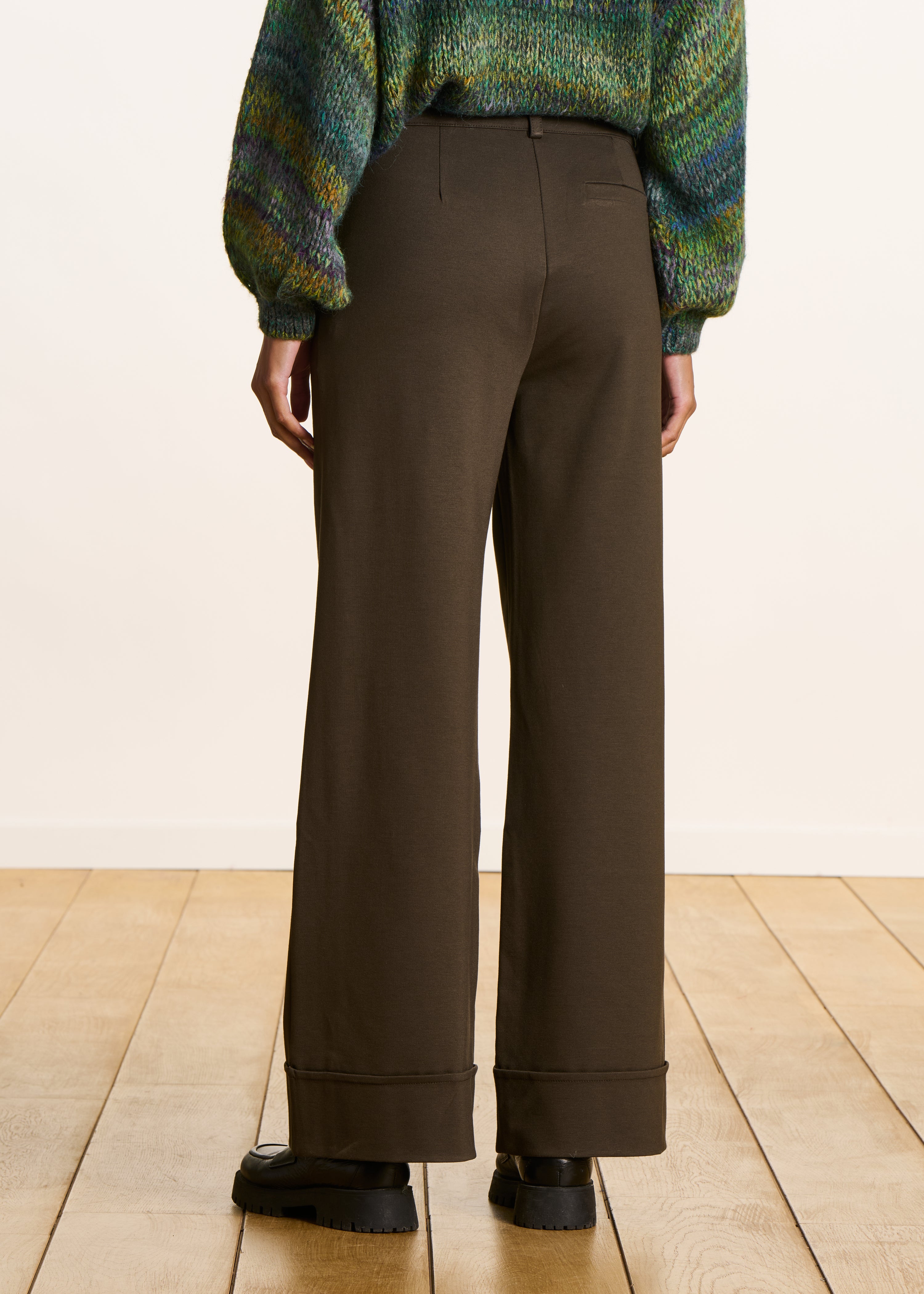 Pantalon en milano marron taille haute