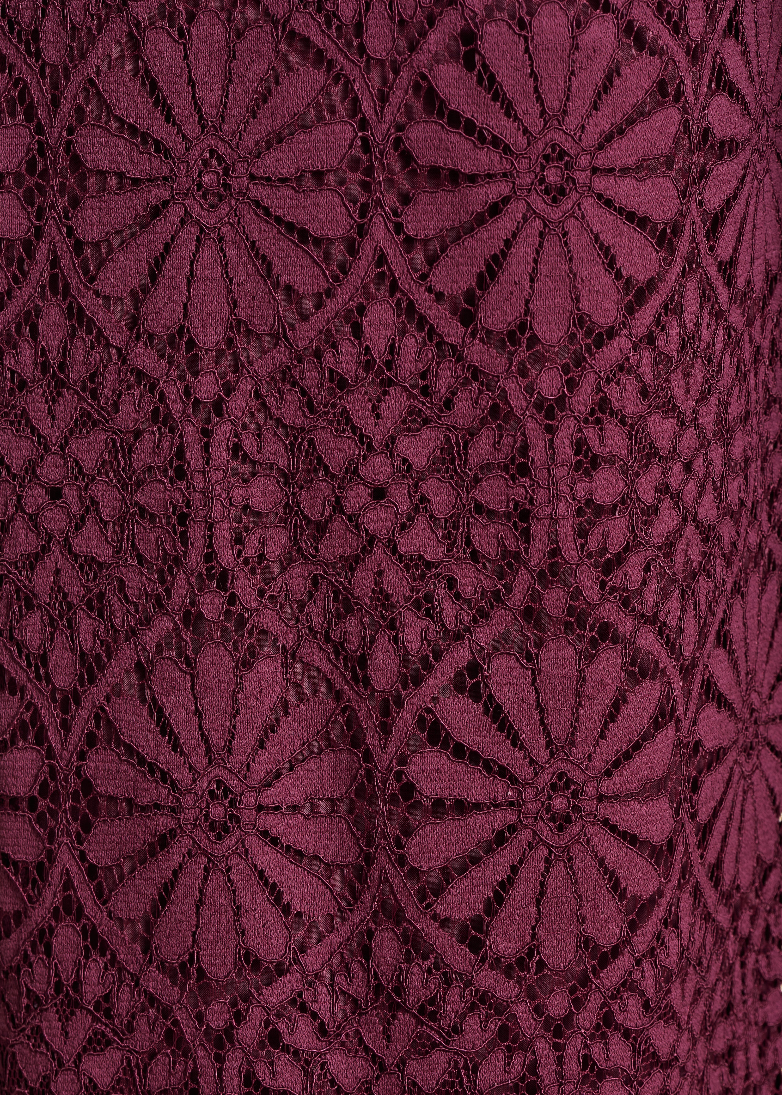 Pantalon droit bordeaux en dentelle