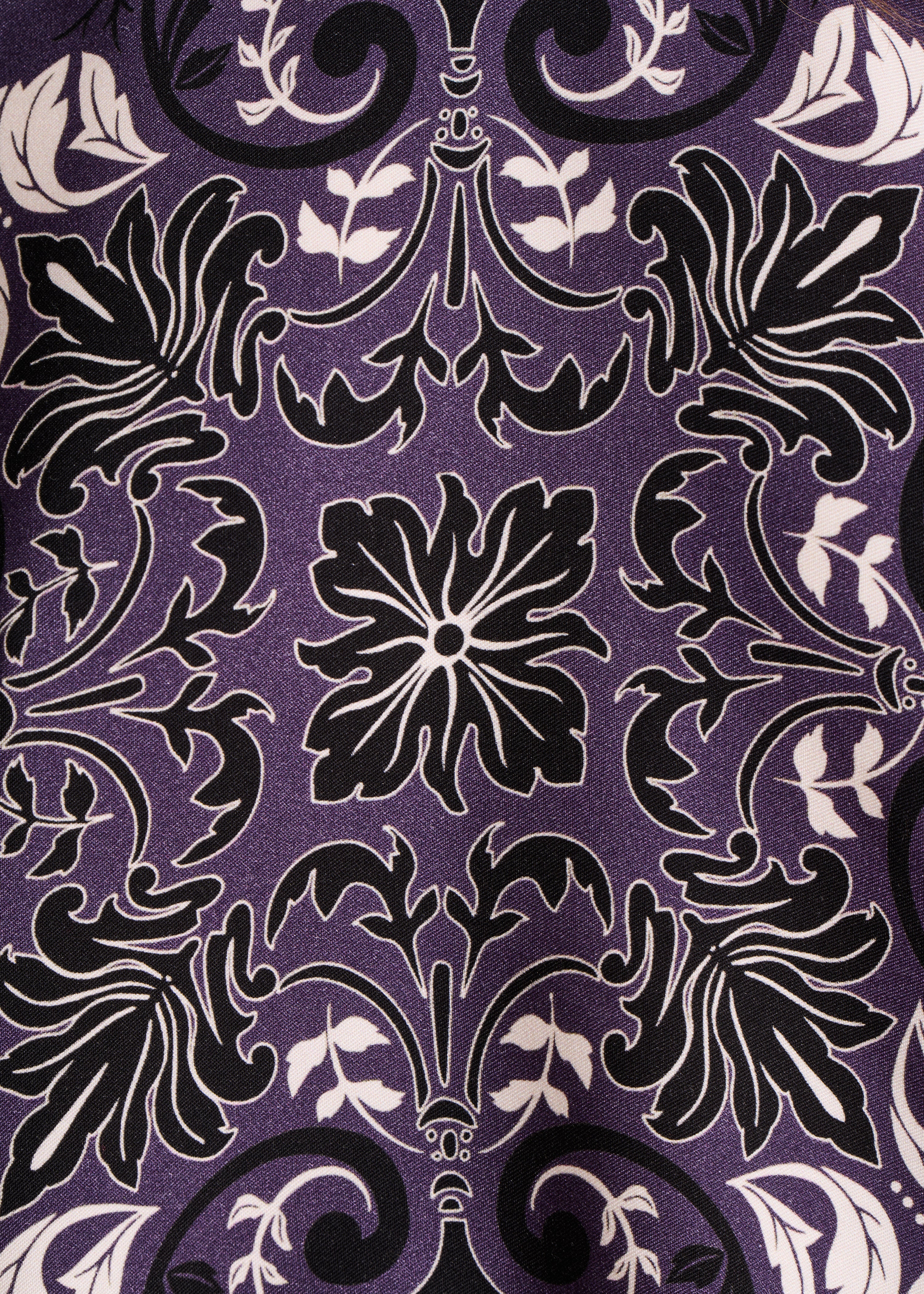 Pull bi-matière prune en laine avec empiècement foulard