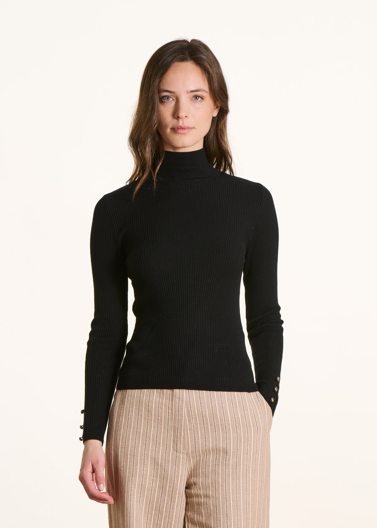 Maglione stiloso con maniche a 3/4 - Nero Maglione stiloso con maniche a 3/4 - Nero