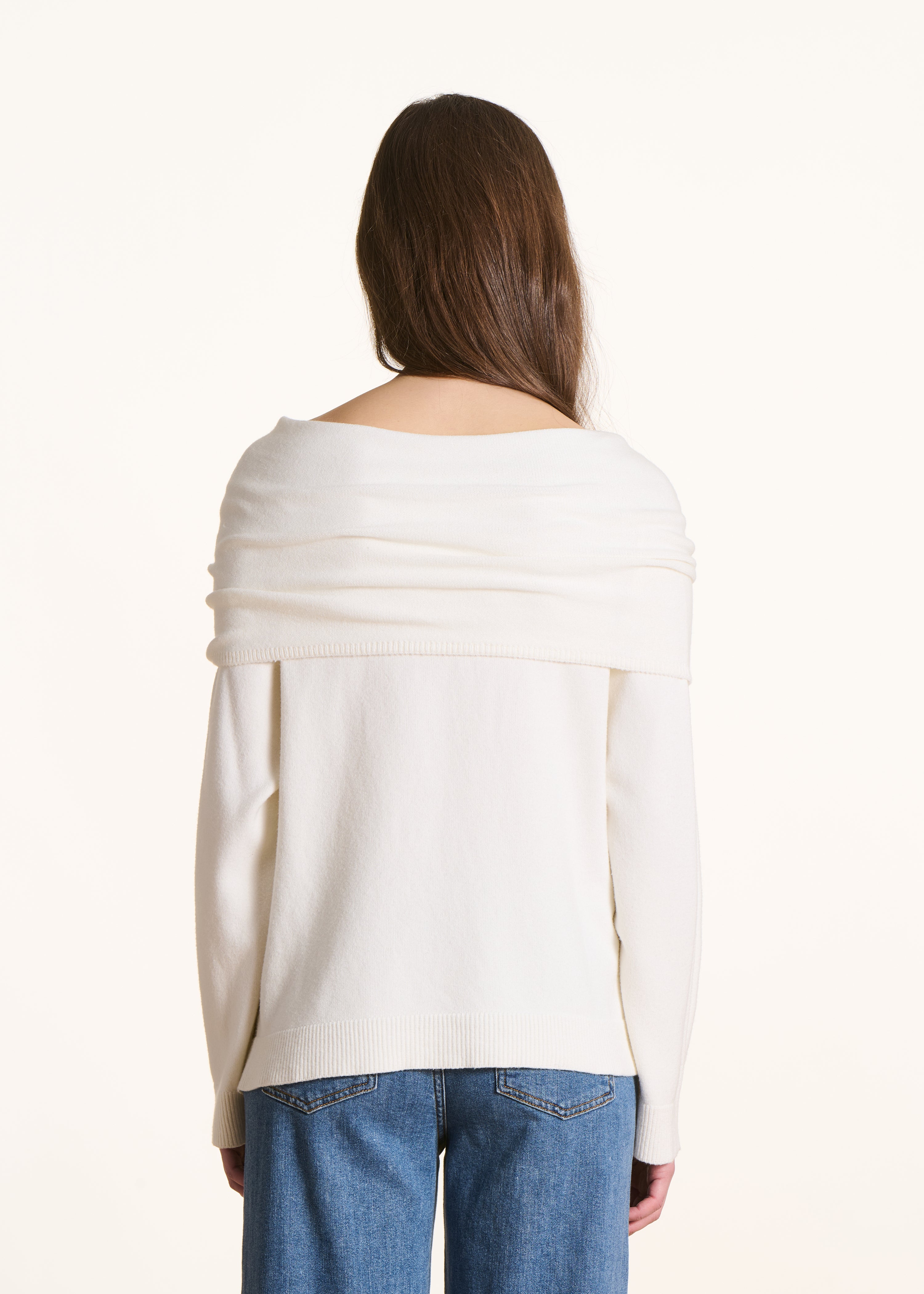 Pull écru aus Strick mit langen Ärmeln