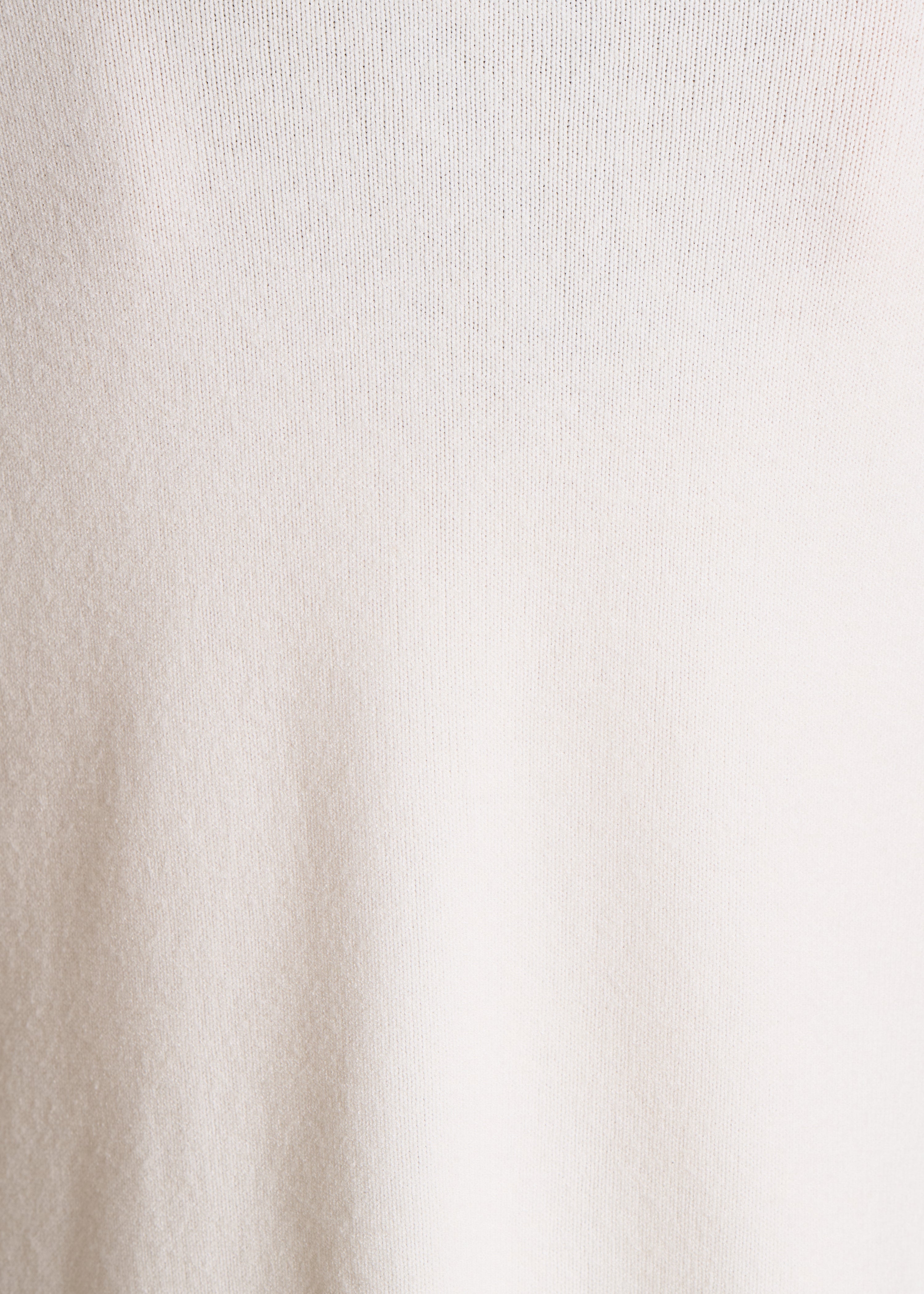 Pull écru en maille manches longues