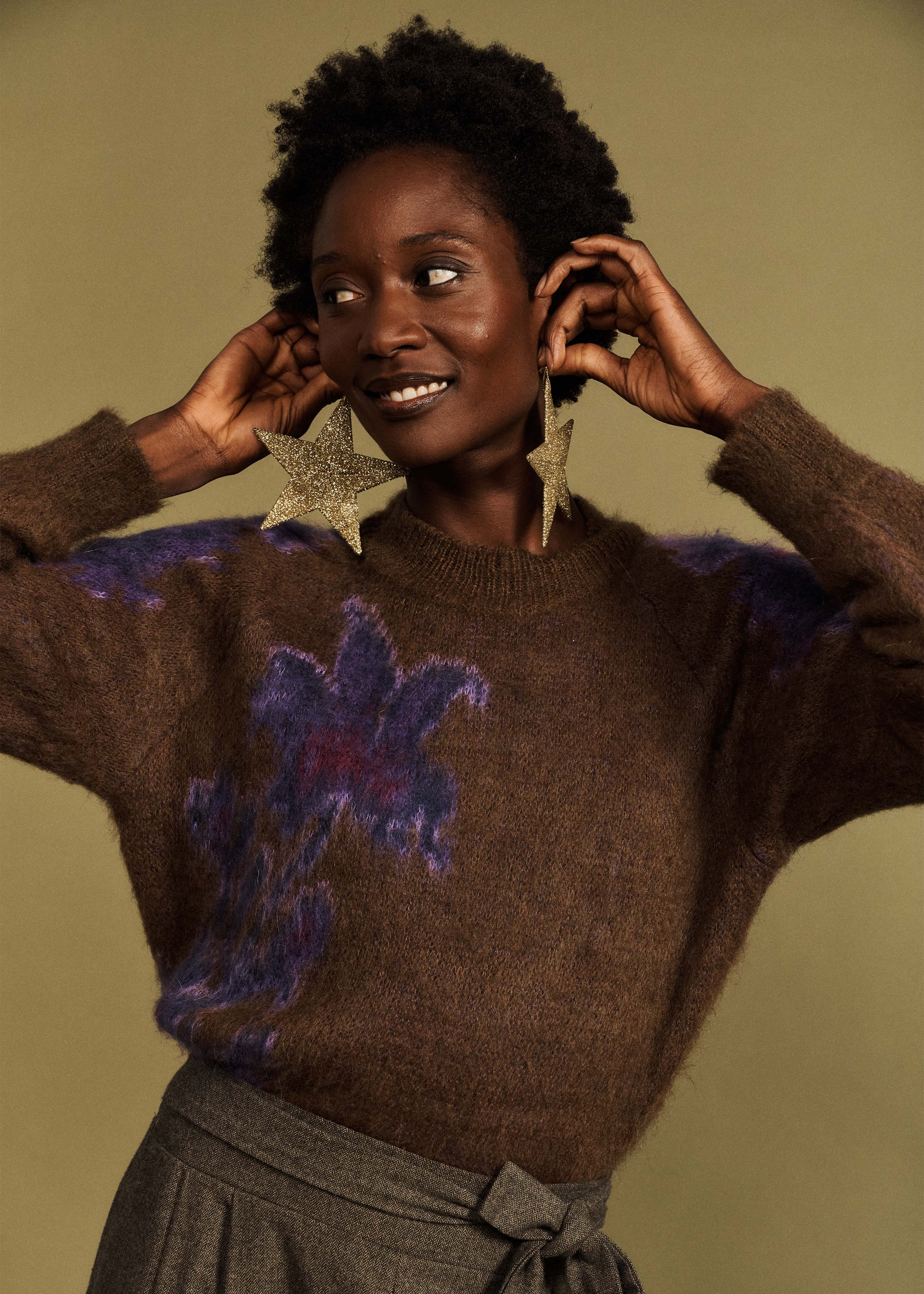 Zweifarbiger Jacquard-Strickpullover mit Rundhalsausschnitt