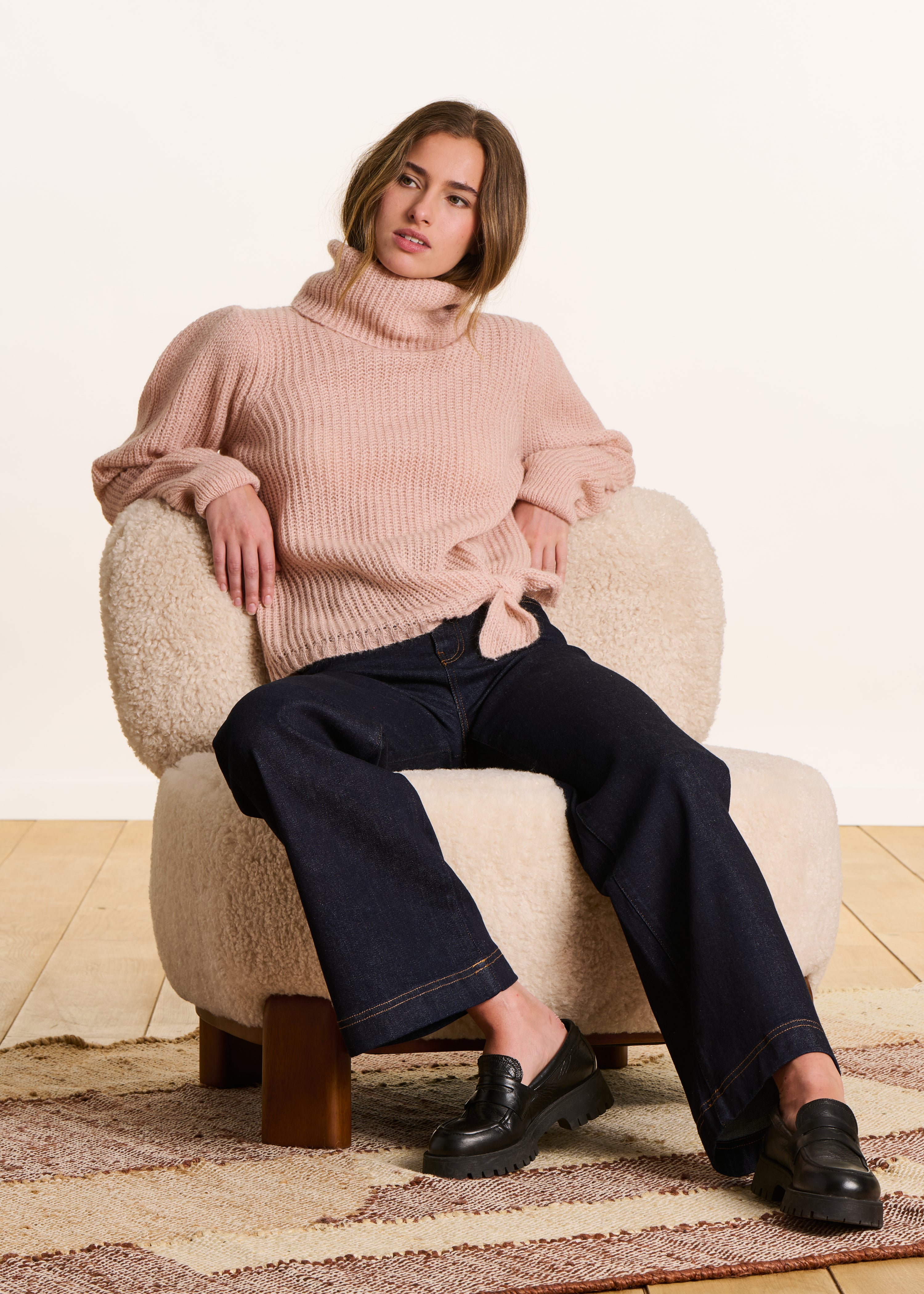 Pull rose poudré manches longues col roulé