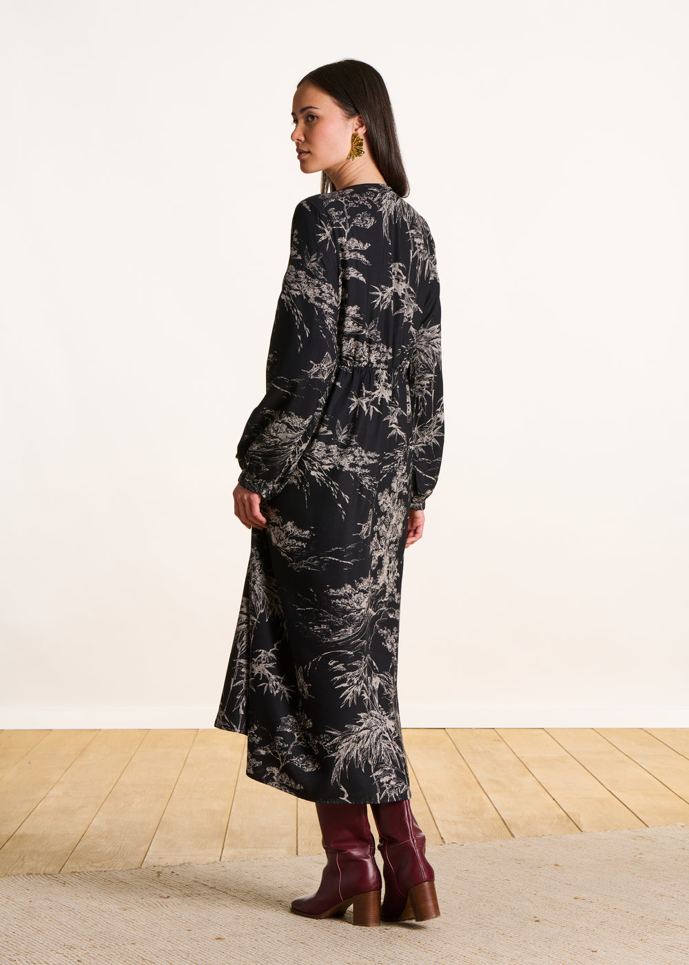 Robe longue femme noire cutout