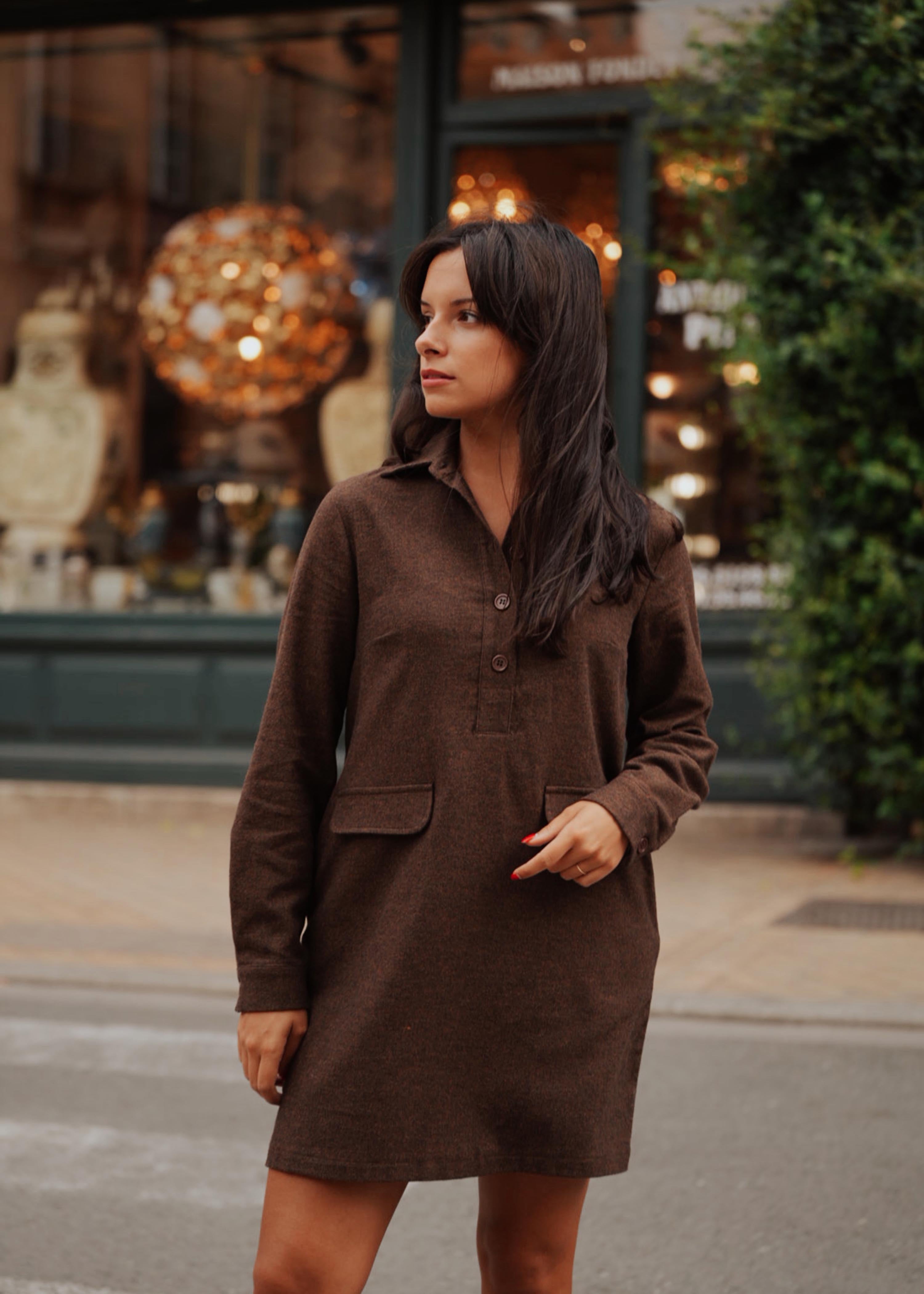 Robe chemise courte en tweed marron