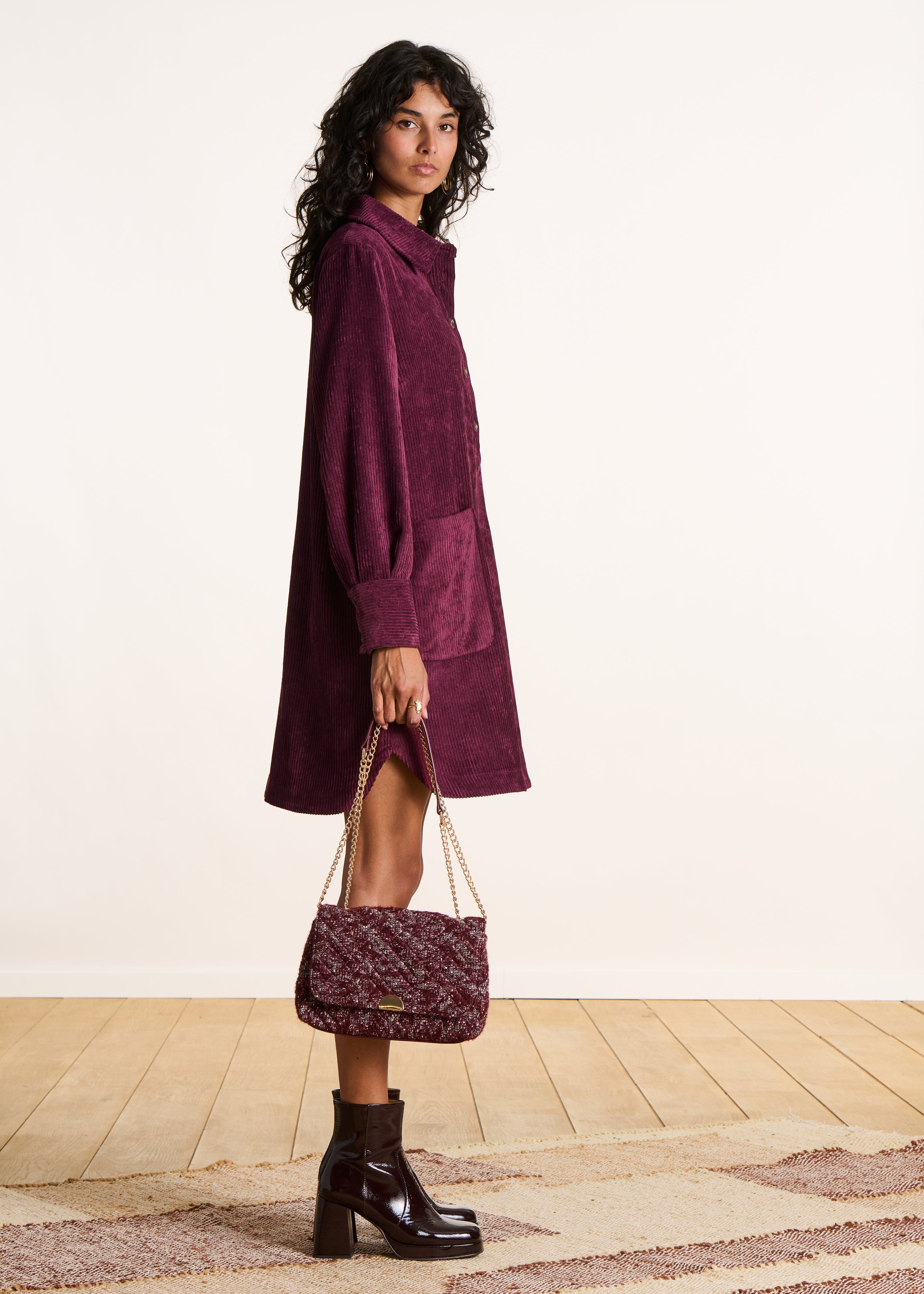 Short shirt dress in burgundy corduroy velvet - La Fe Maraboute Short shirt dress in burgundy corduroy velvet - La Fe Maraboute