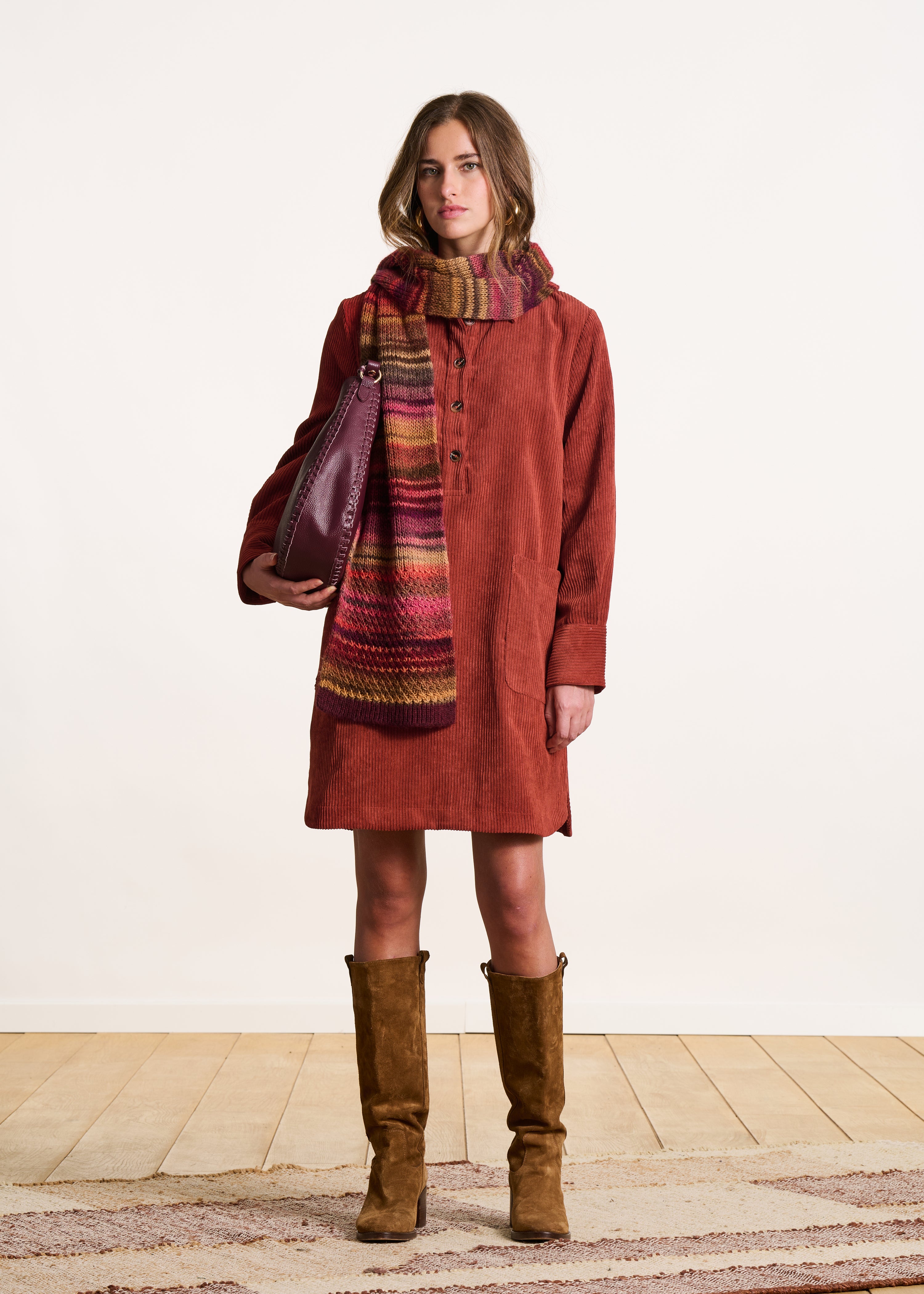 Robe chemise courte en velours côtelé terracotta