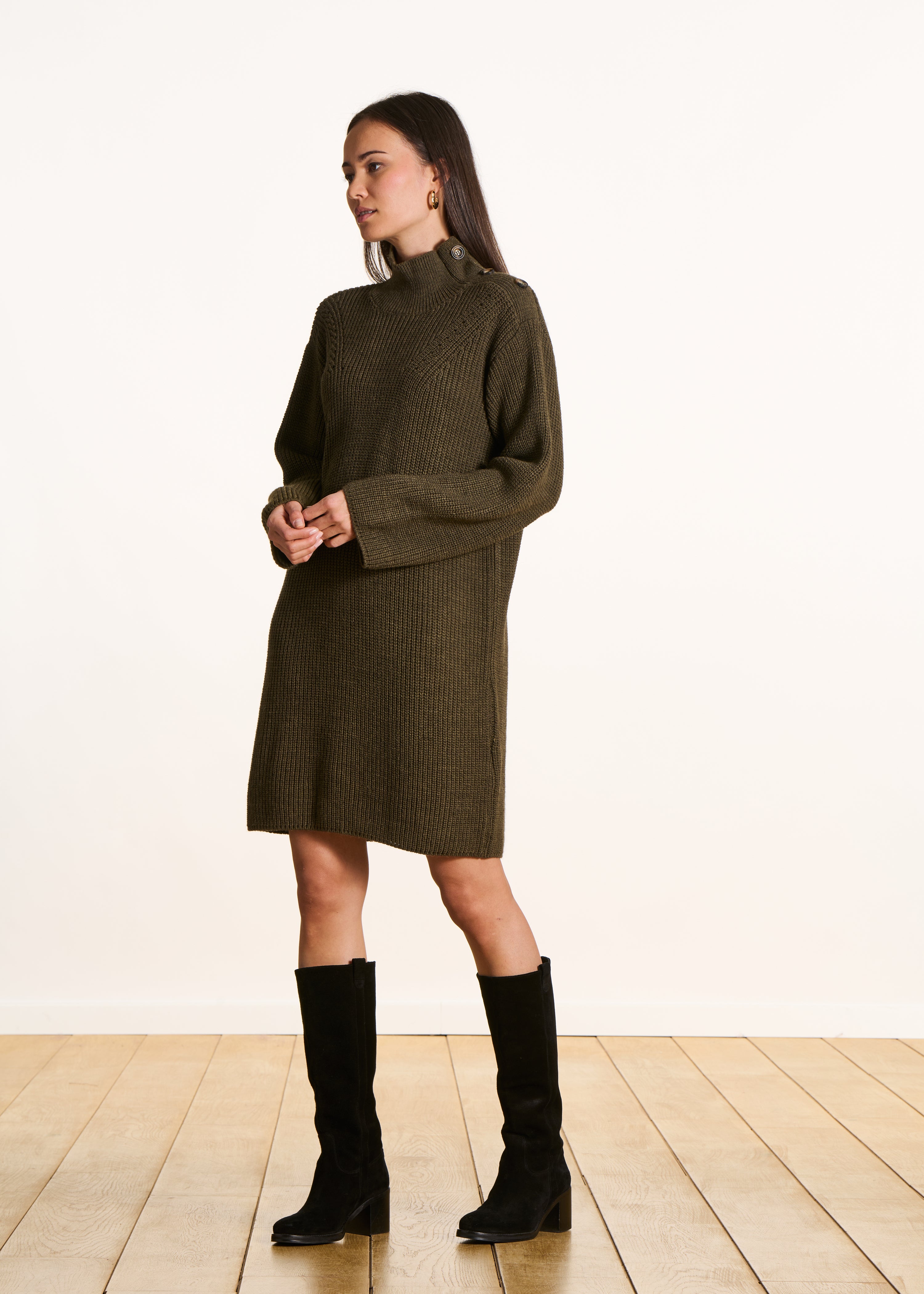 Khaki gebreide korte jurk, lange mouwen