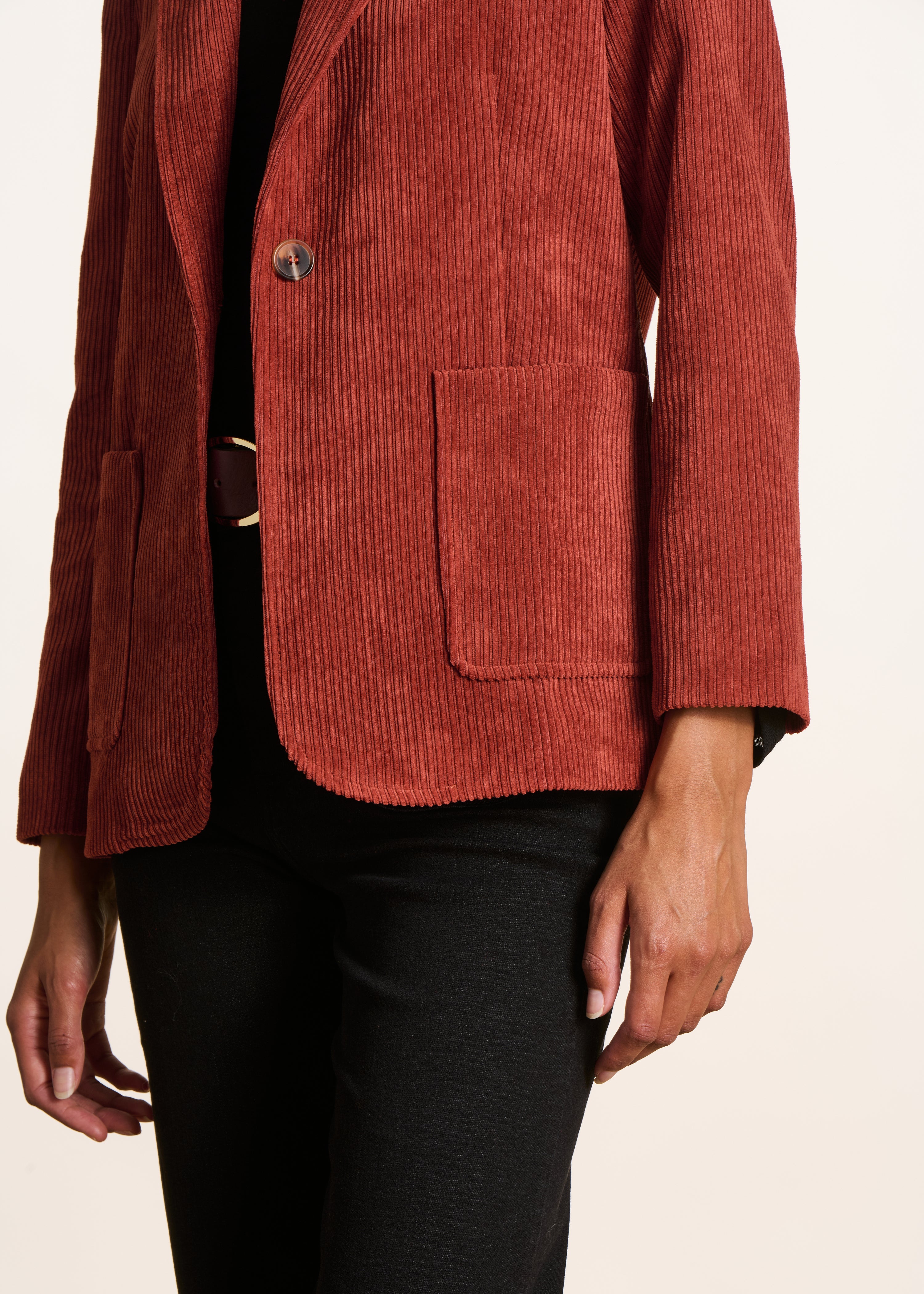 Veste tailleur terracotta en velours côtelé