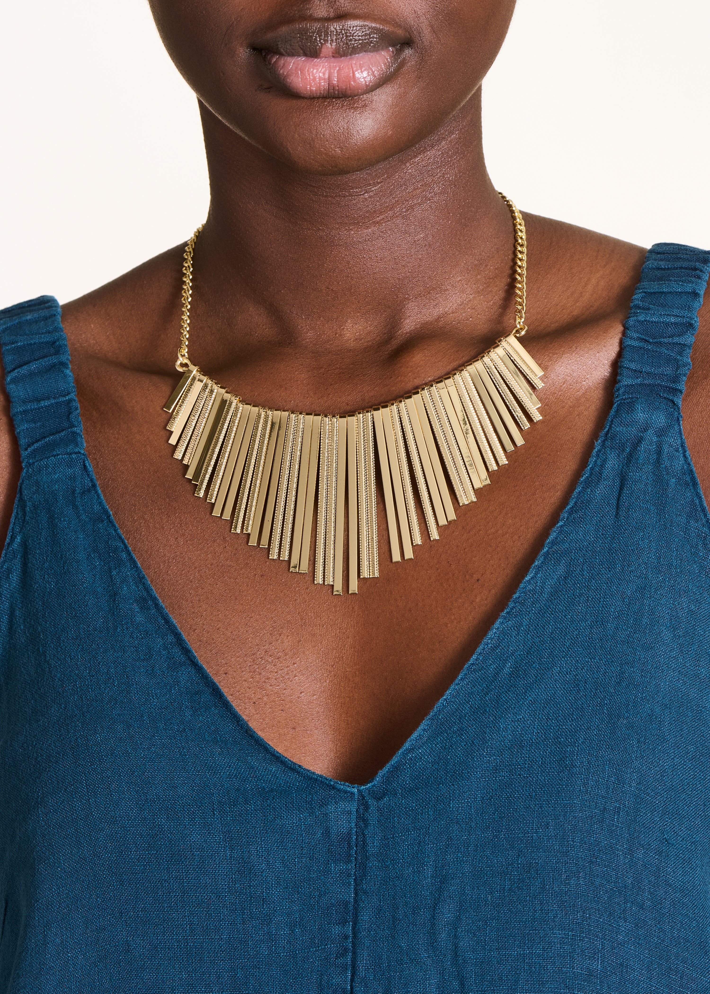 Goldfarbenes Choker-Halsband