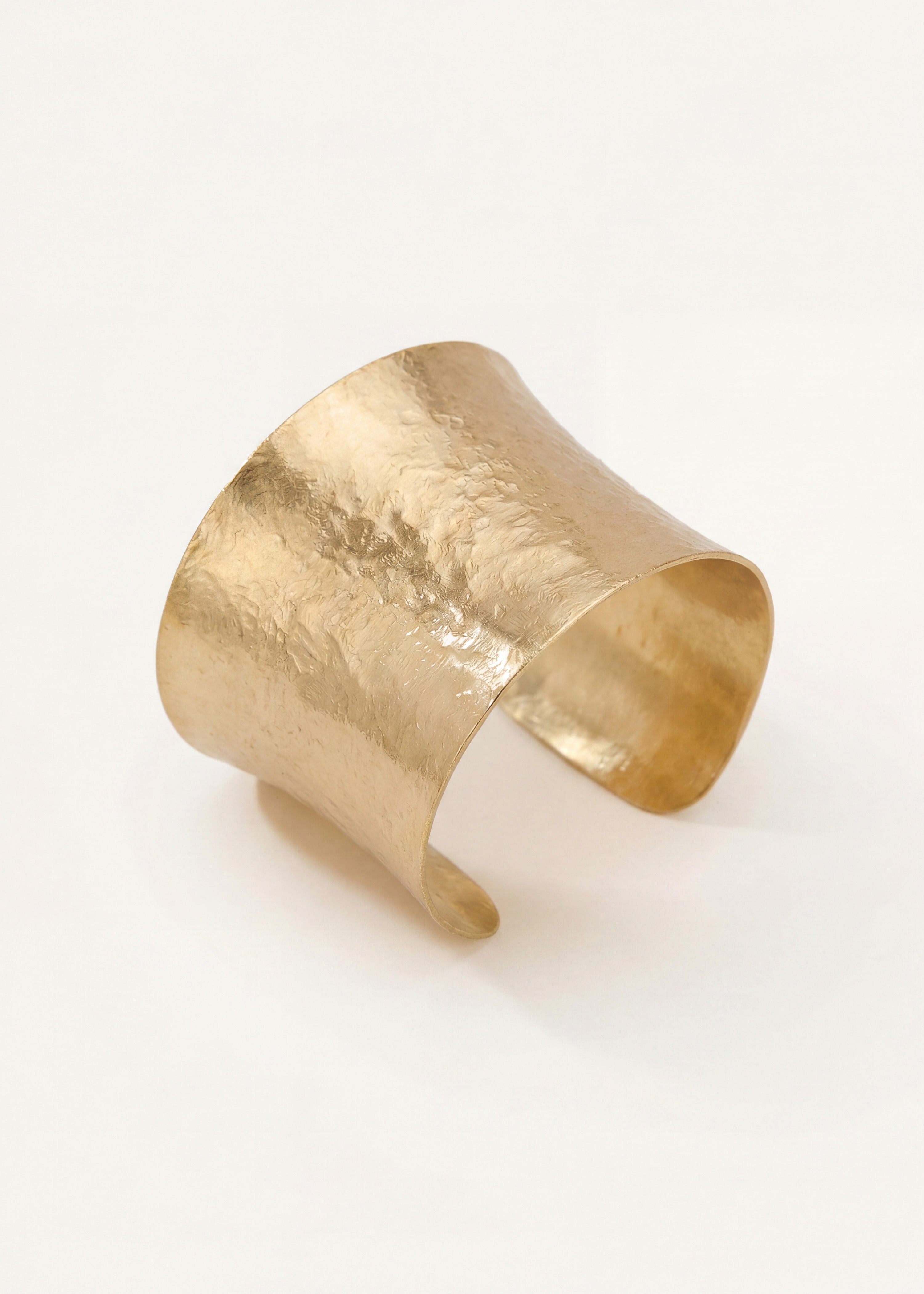 Bracciale rigido largo regolabile dorato