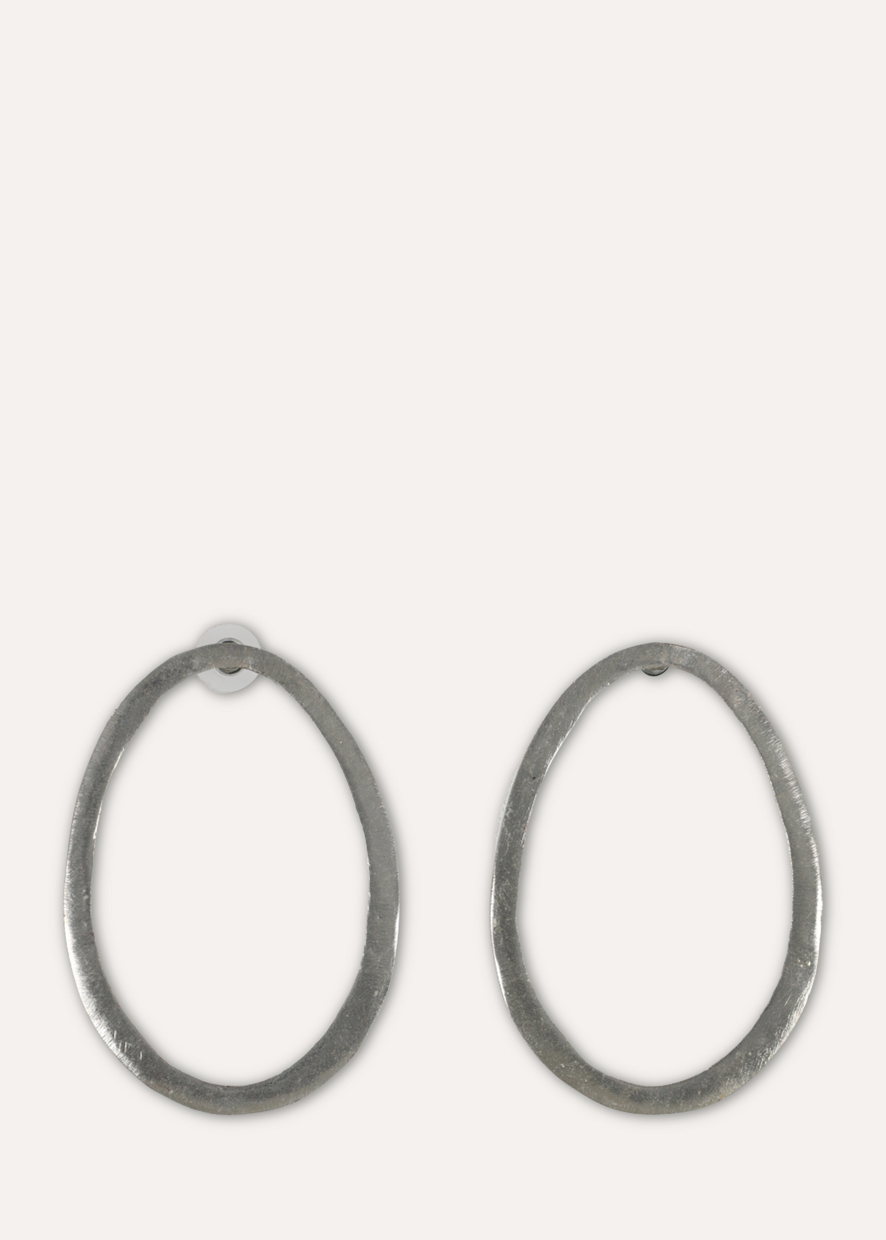 Pendientes colgantes plateados