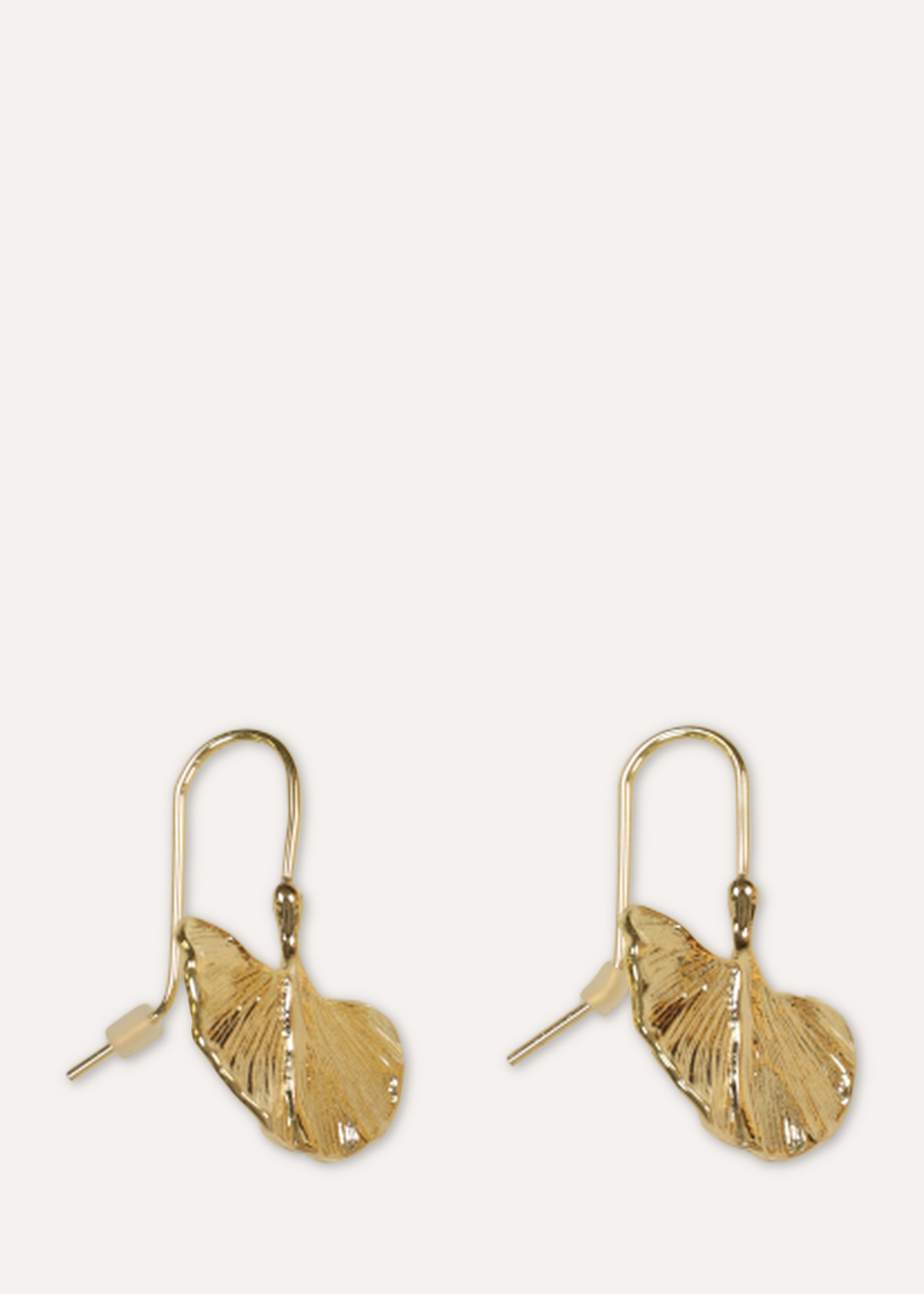 Golden dangling earrings with ginkgo flower