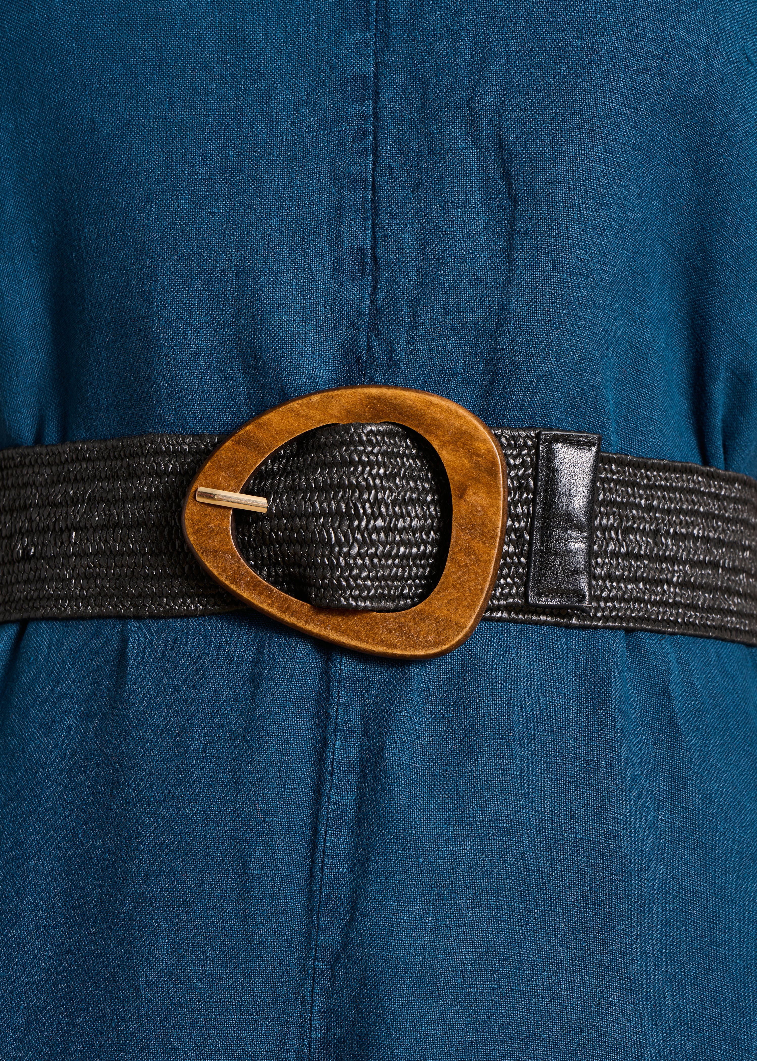 Black elastic belt with wooden buckle