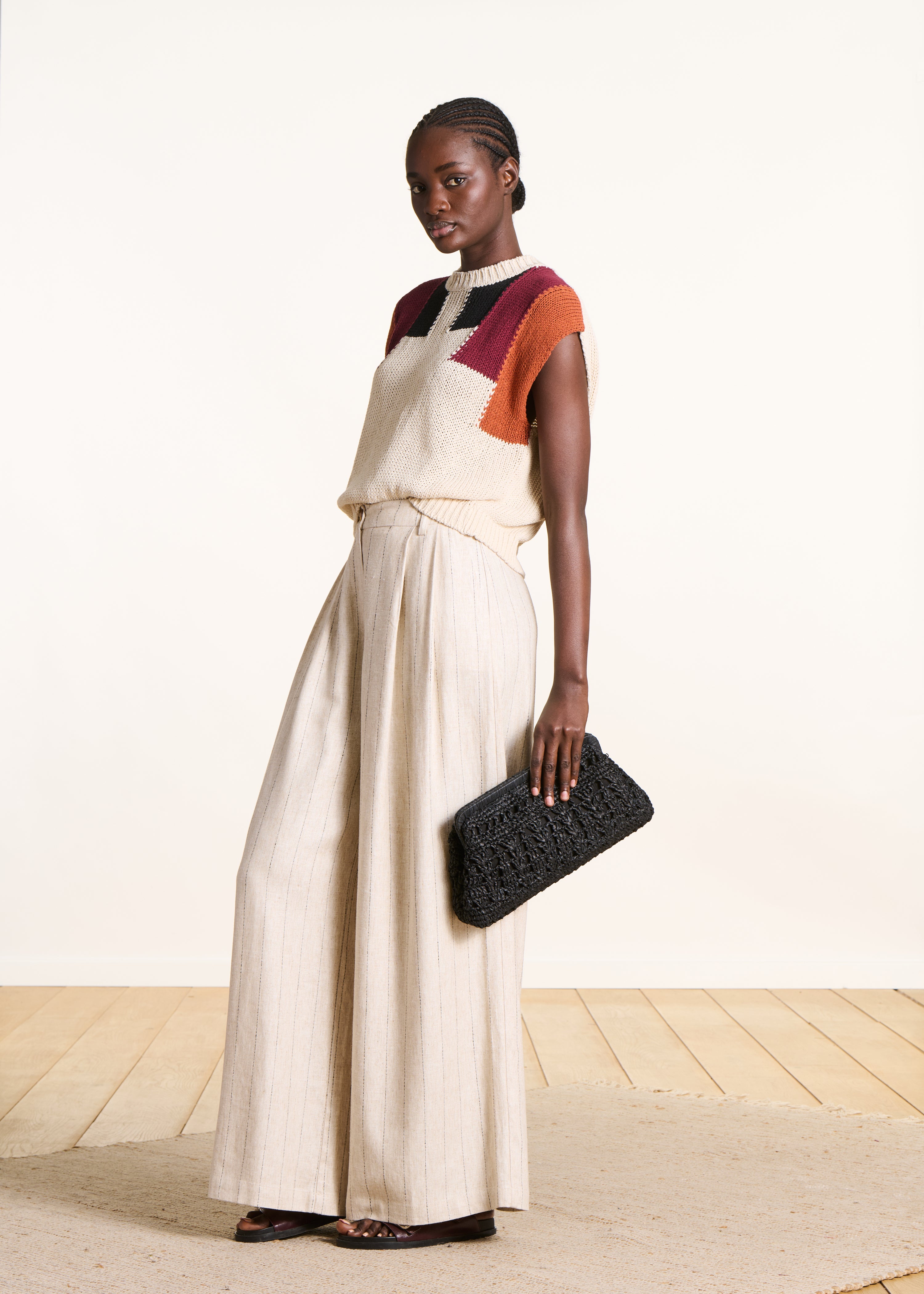 Sac besace en raphia noir