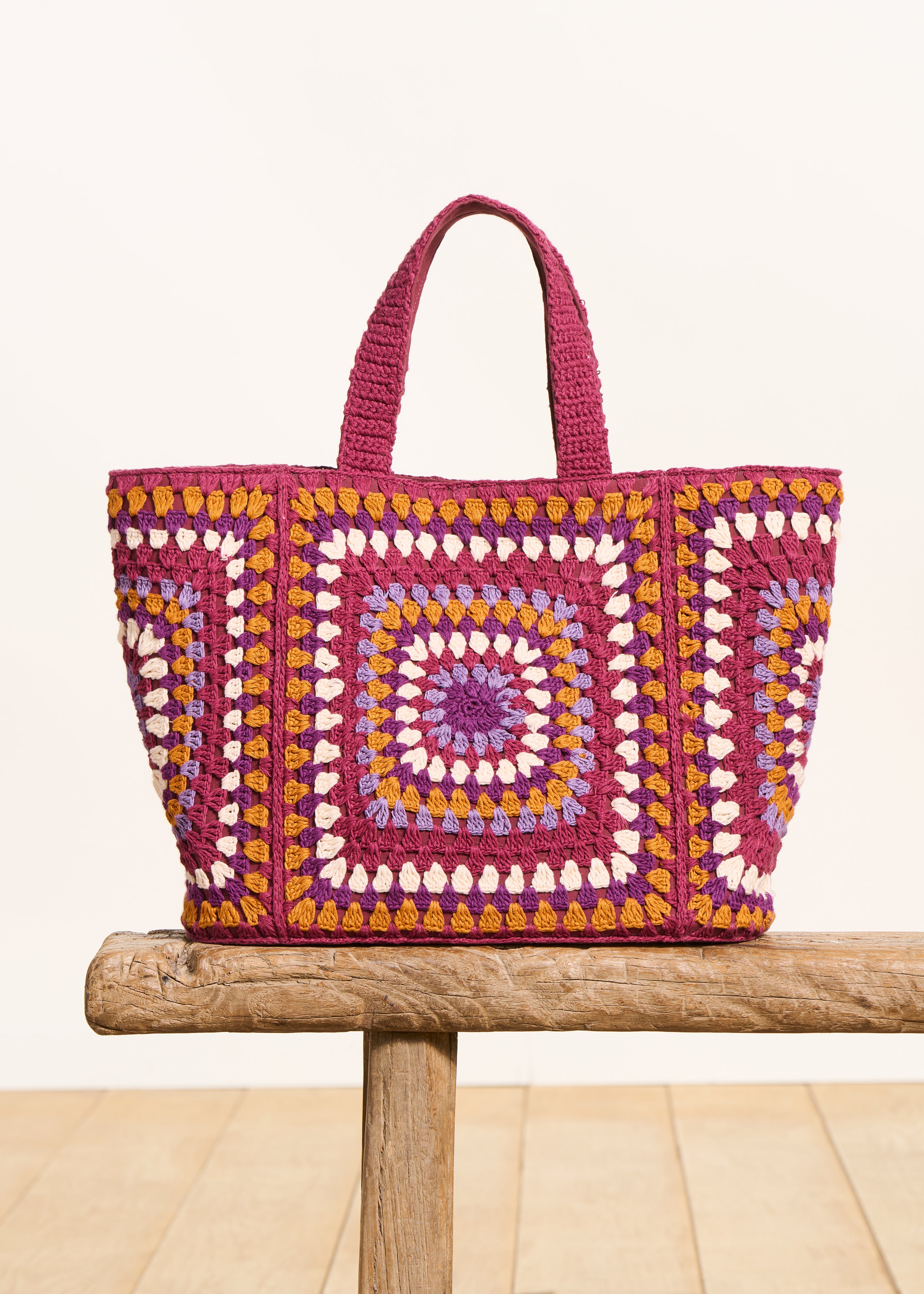 Borsa a sacco multicolore all'uncinetto in cotone