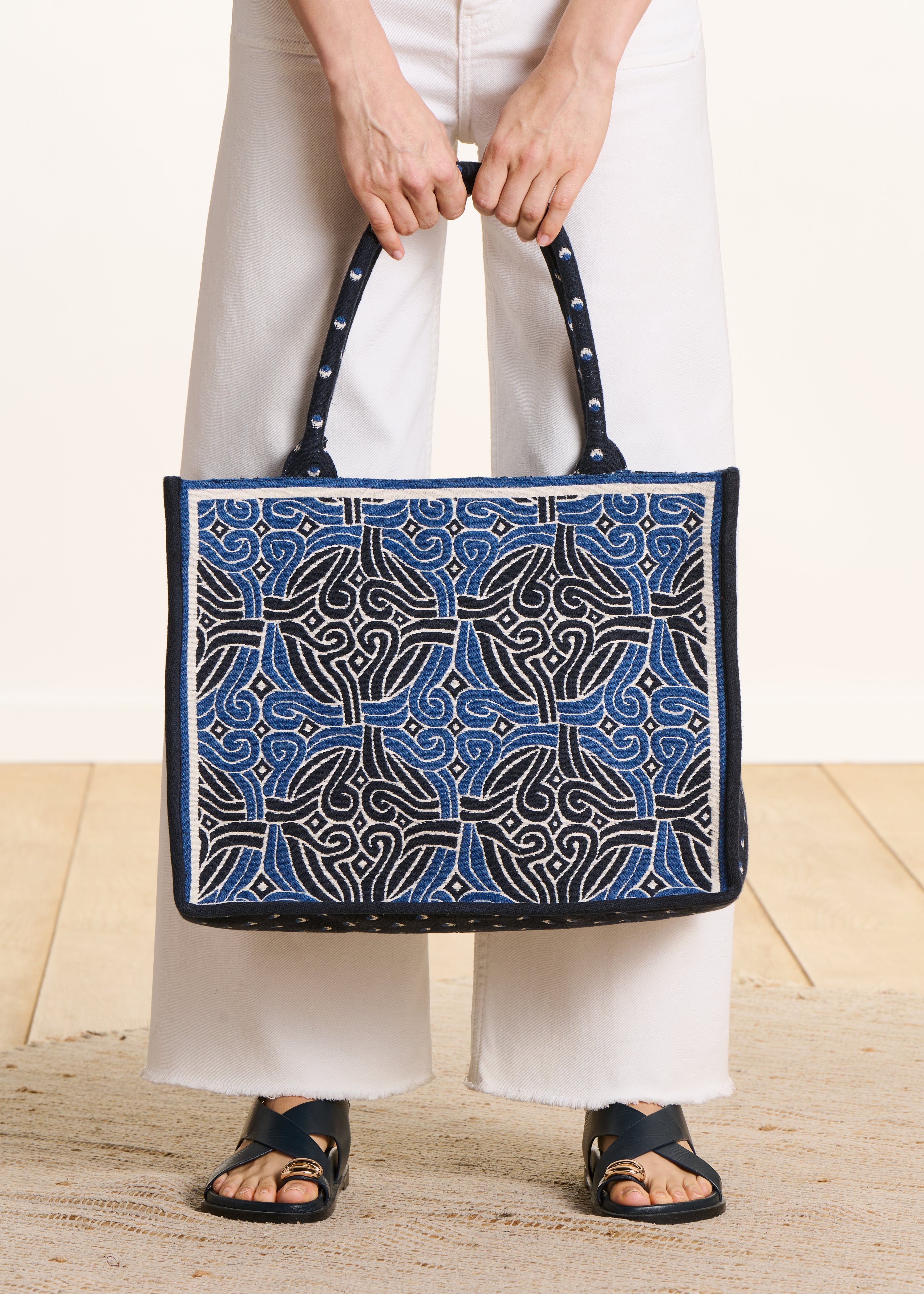Sac cabas bleu en jacquard