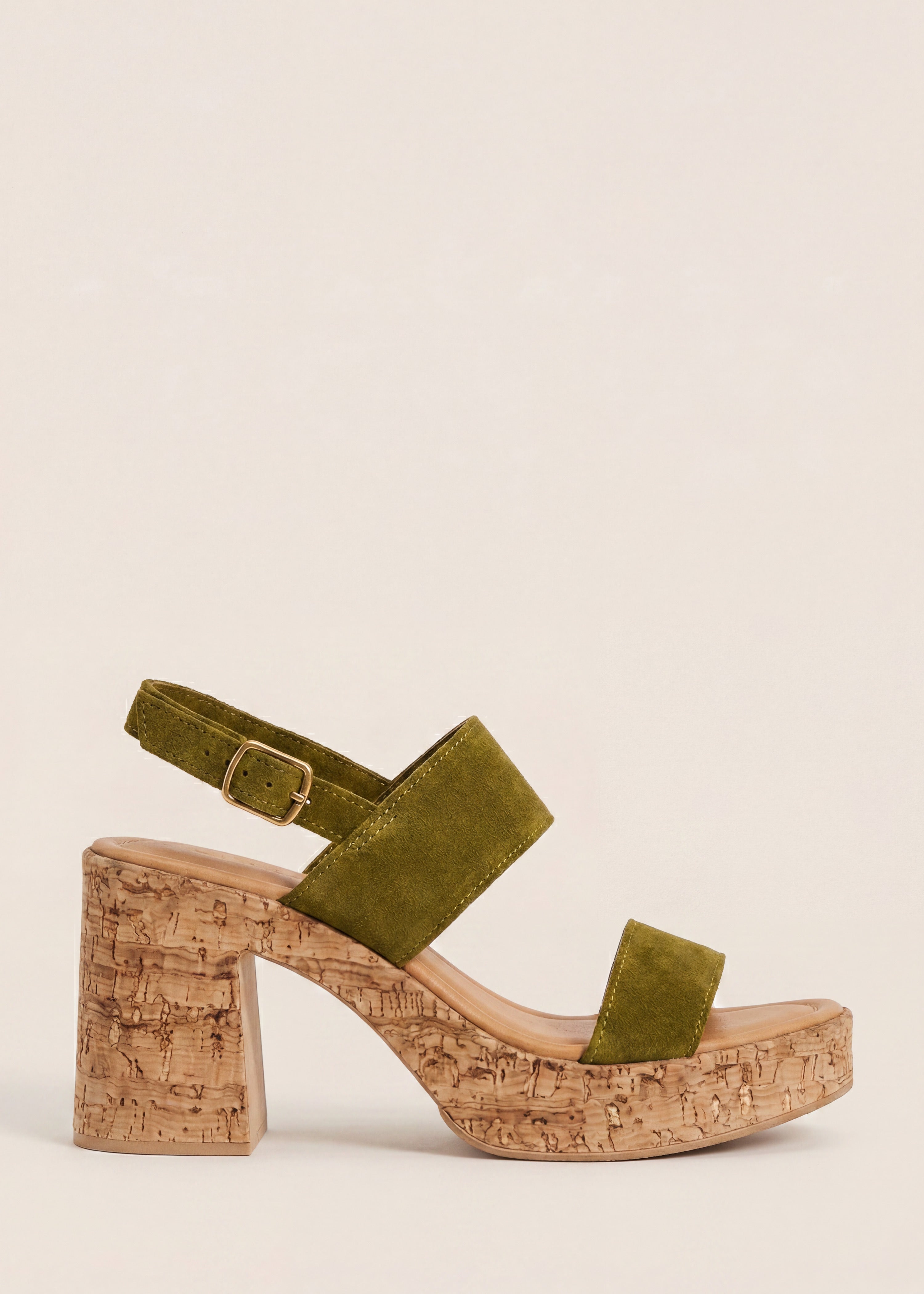 Sandalias kaki con tacones de corcho