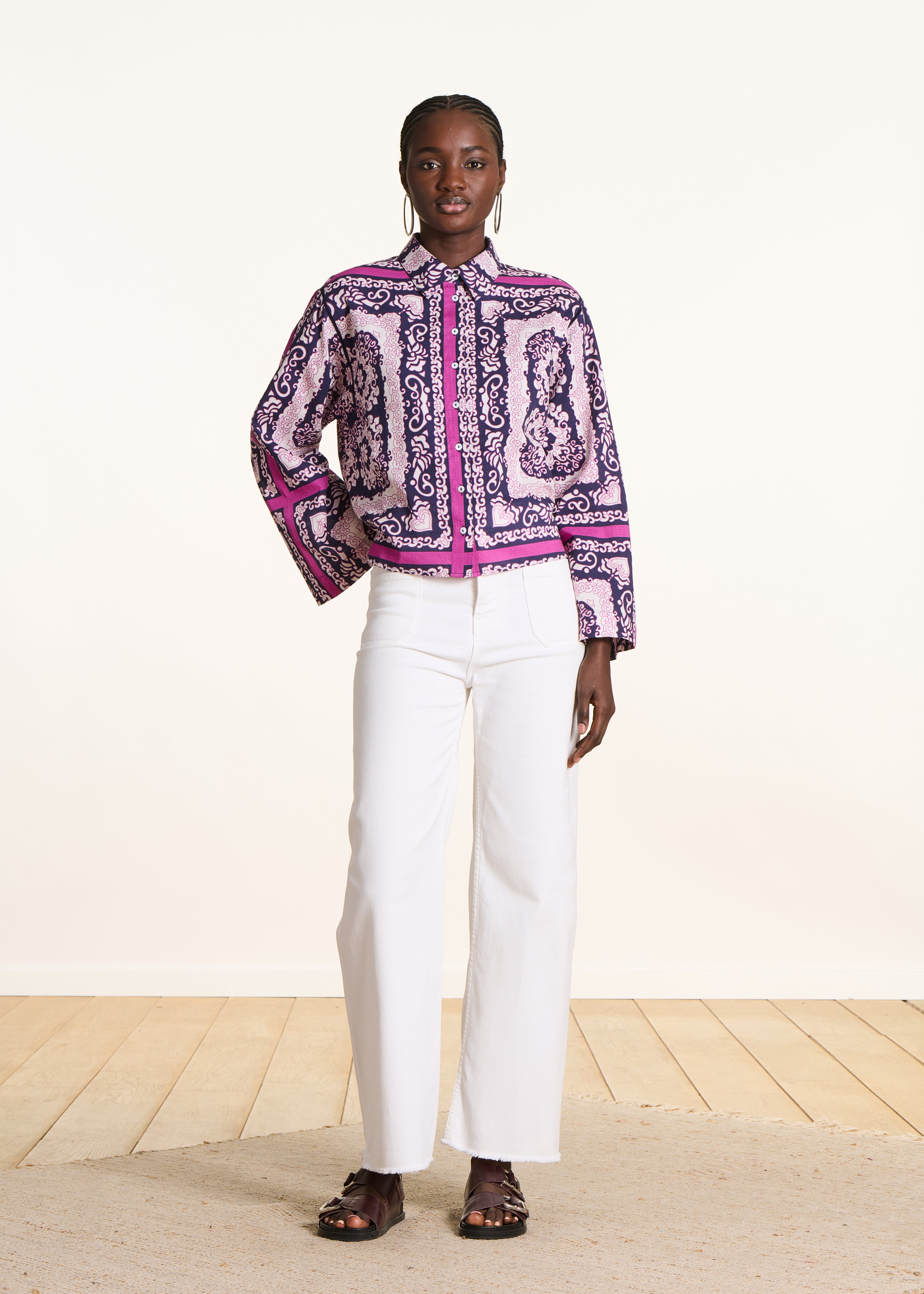 Chemise ample violet et rose à imprimé foulard