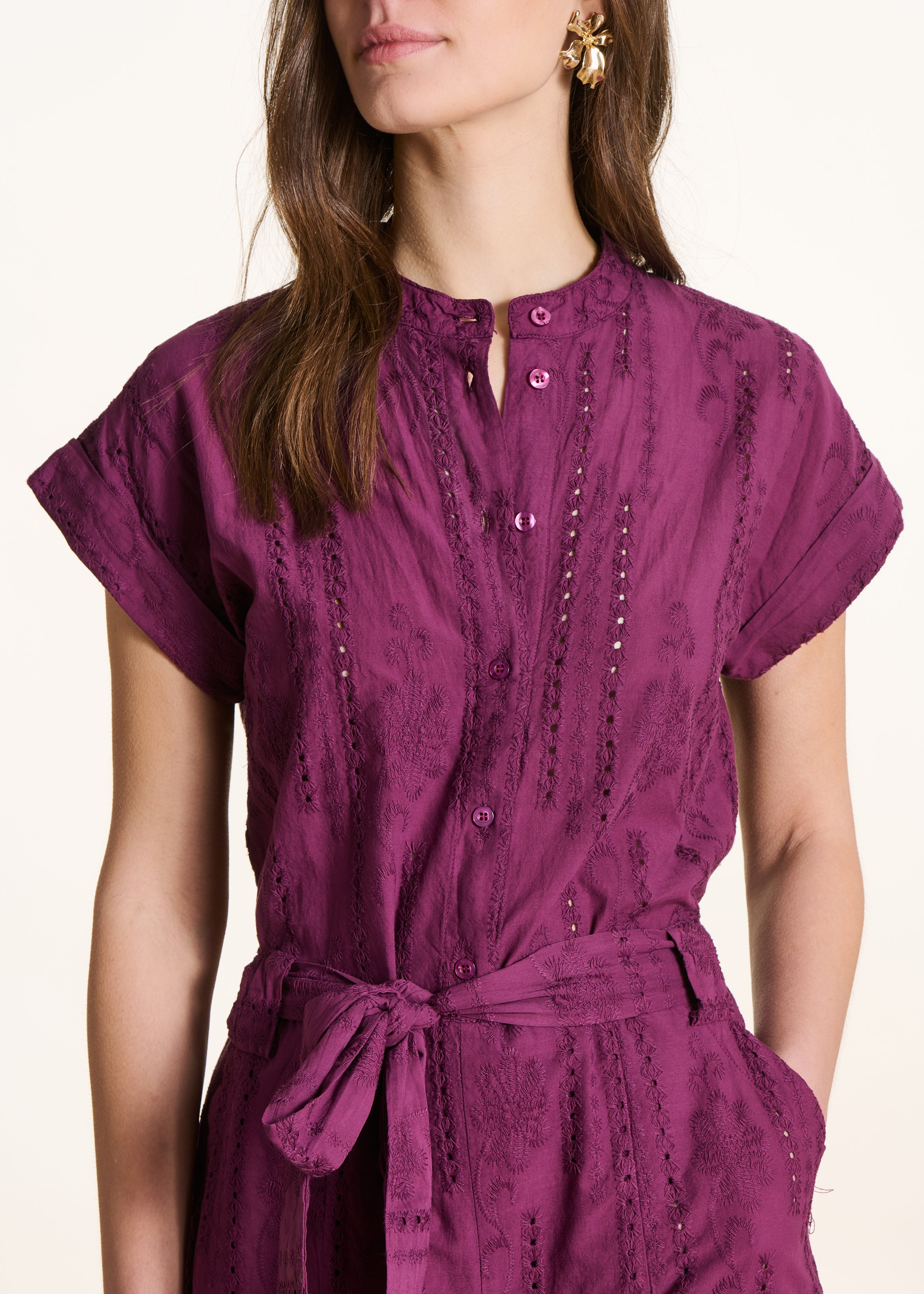 Violette playsuit in Engelse borduurwerk