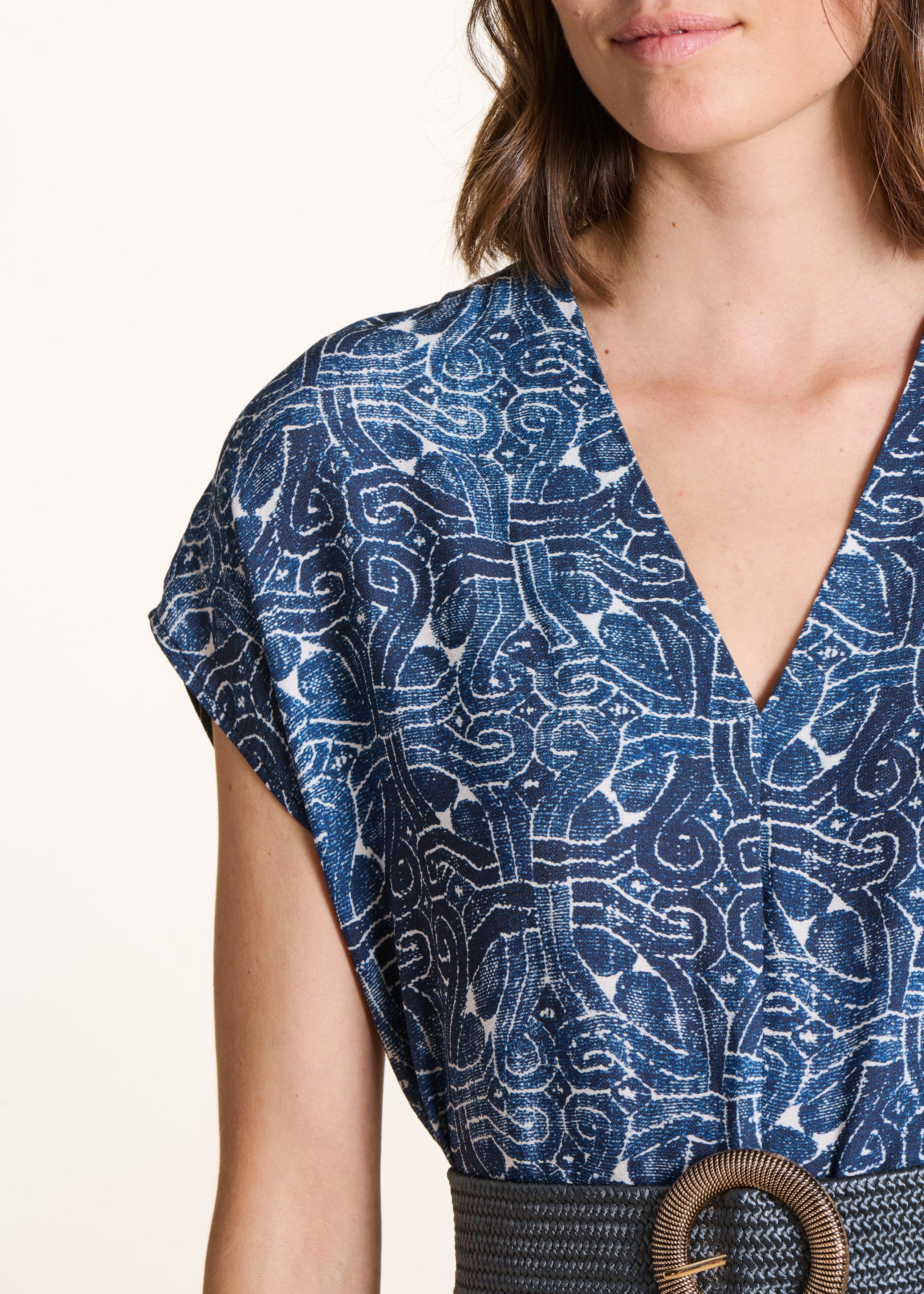 Combinaison manches courtes bleue à imprimé