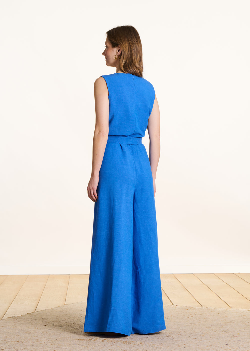 Combinaison pantalon large bleu roi sans manches - La Fée Maraboutée