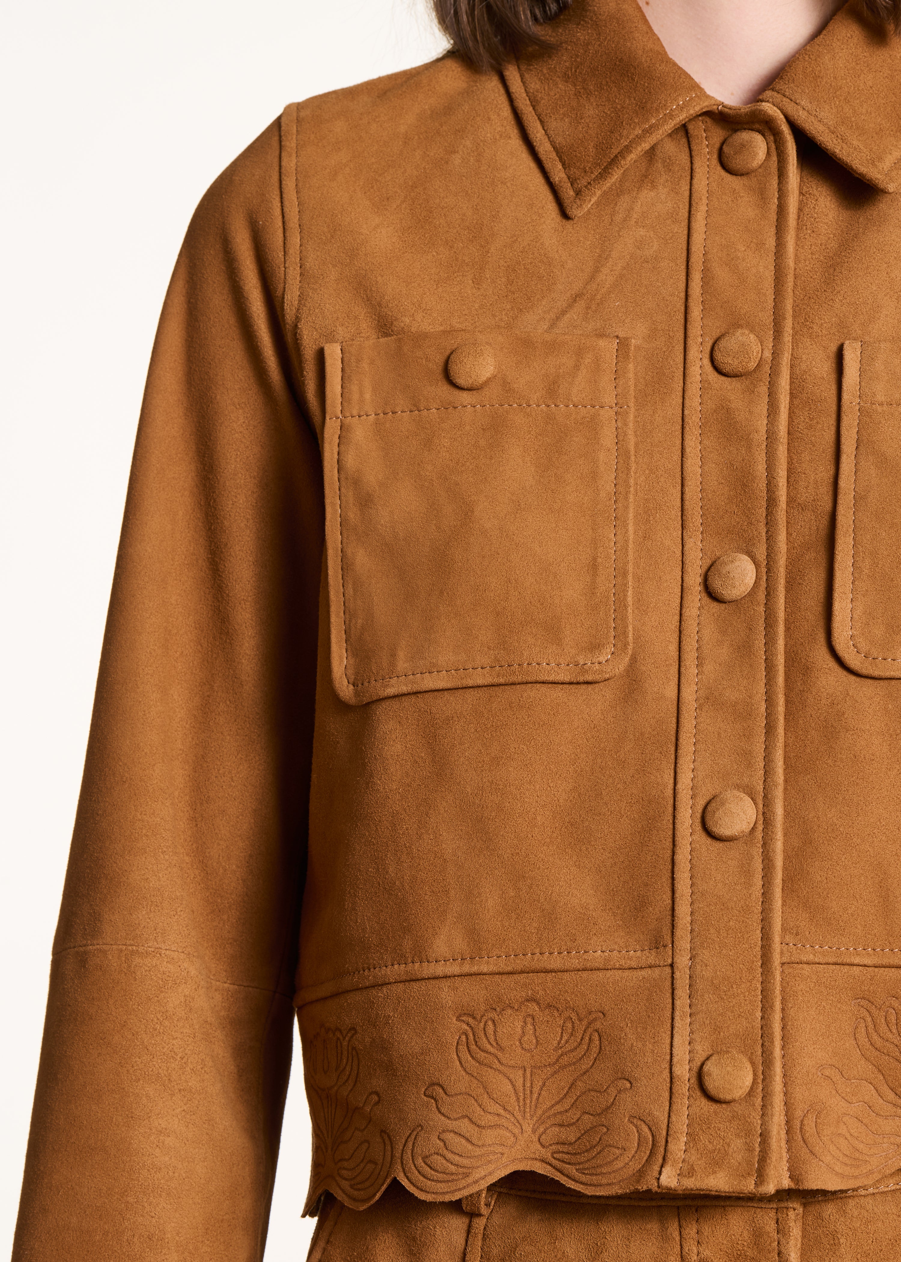 Blouson camel court en cuir effet daim