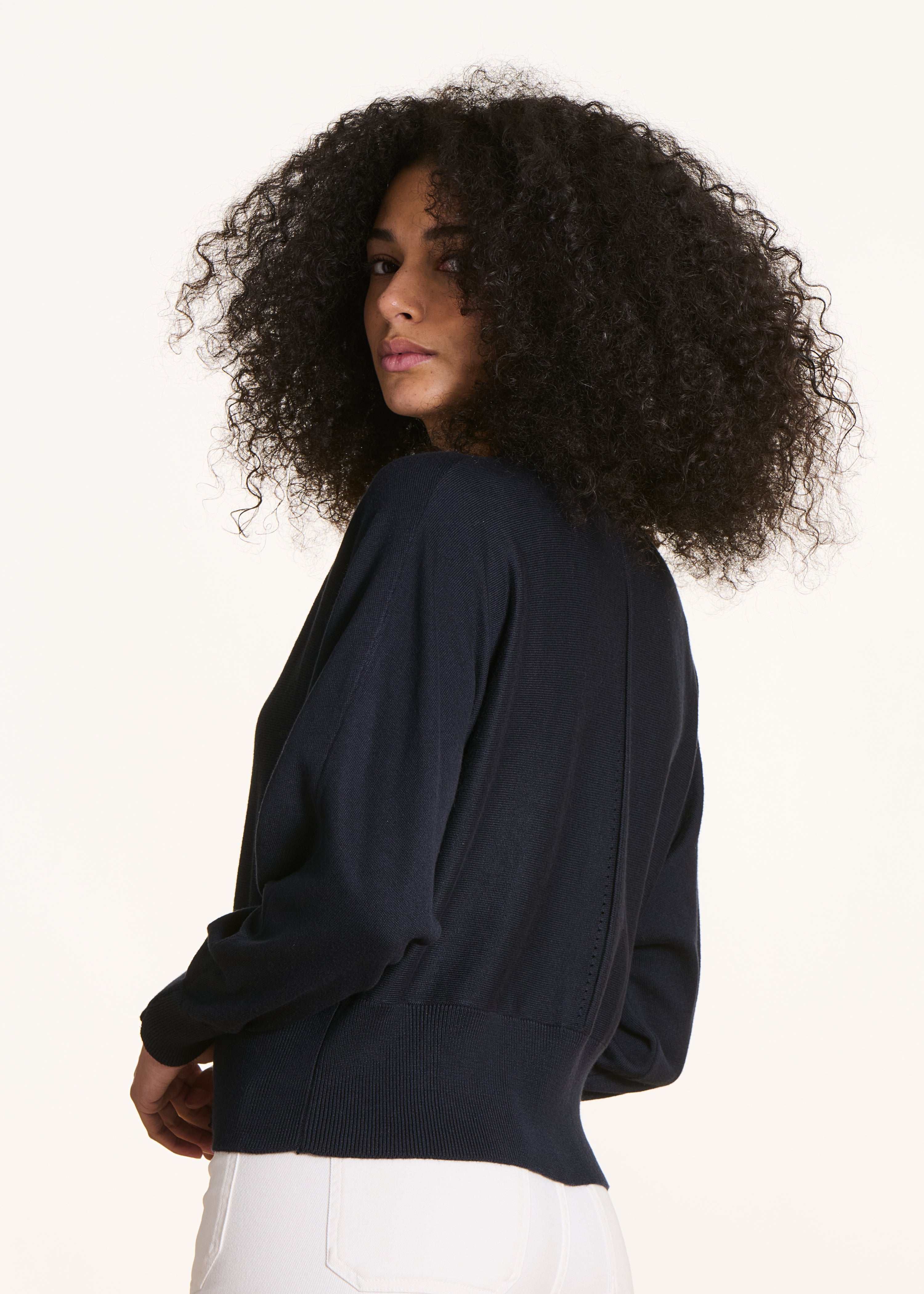 Gilet blu scuro ampio in maglia fine