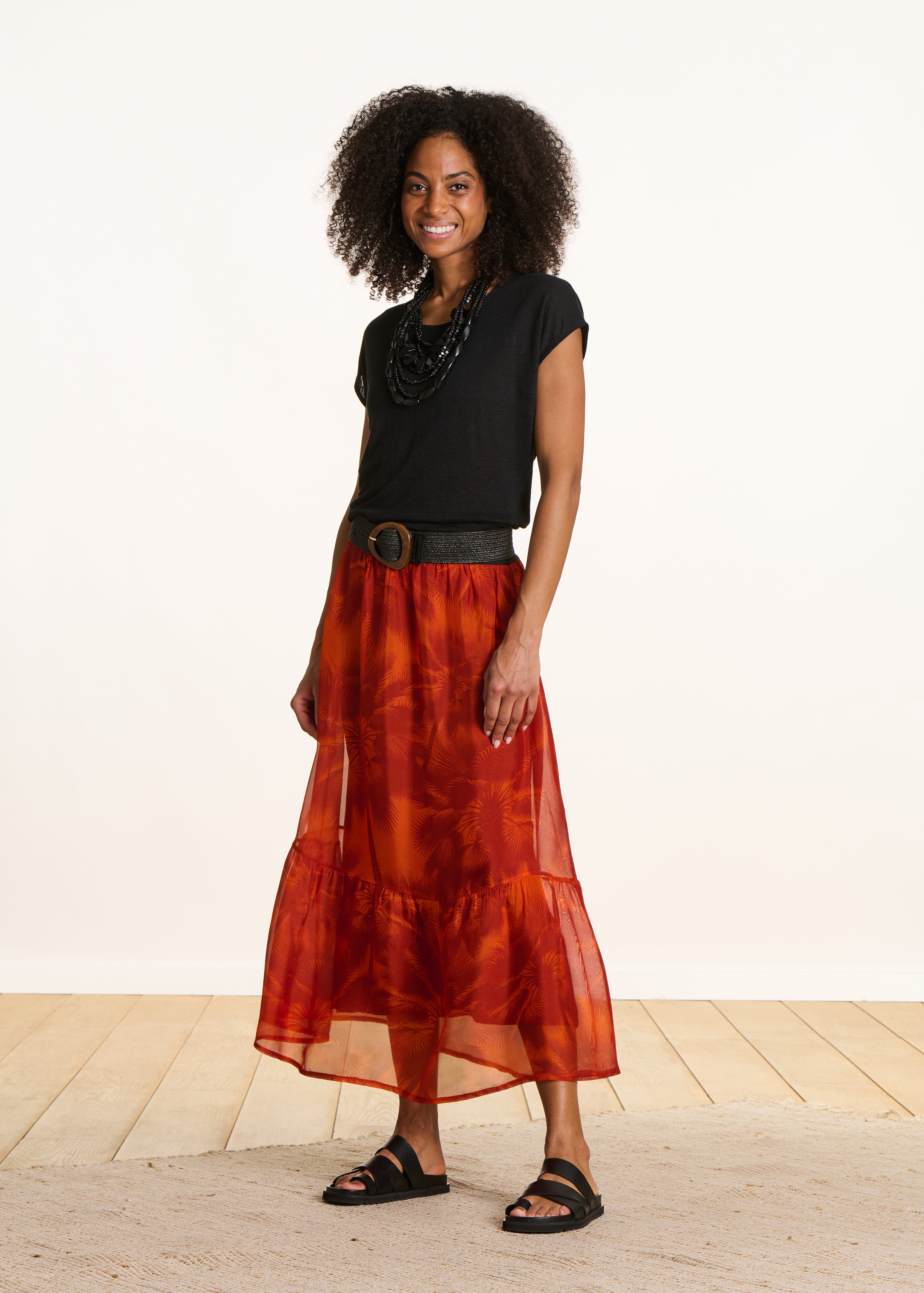 Jupe midi élastiquée orange en voile imprimé