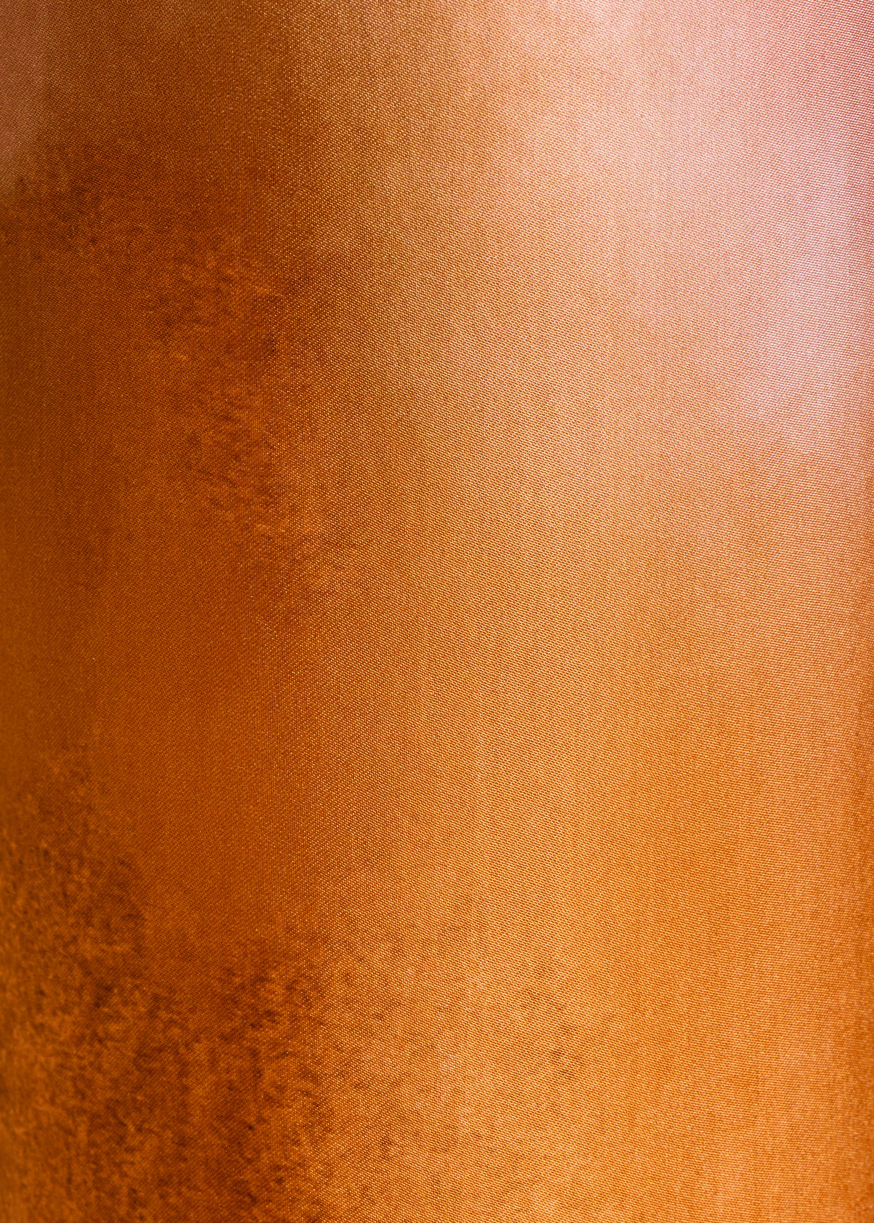 Pantalon large rose en satin imprimé tie & dye