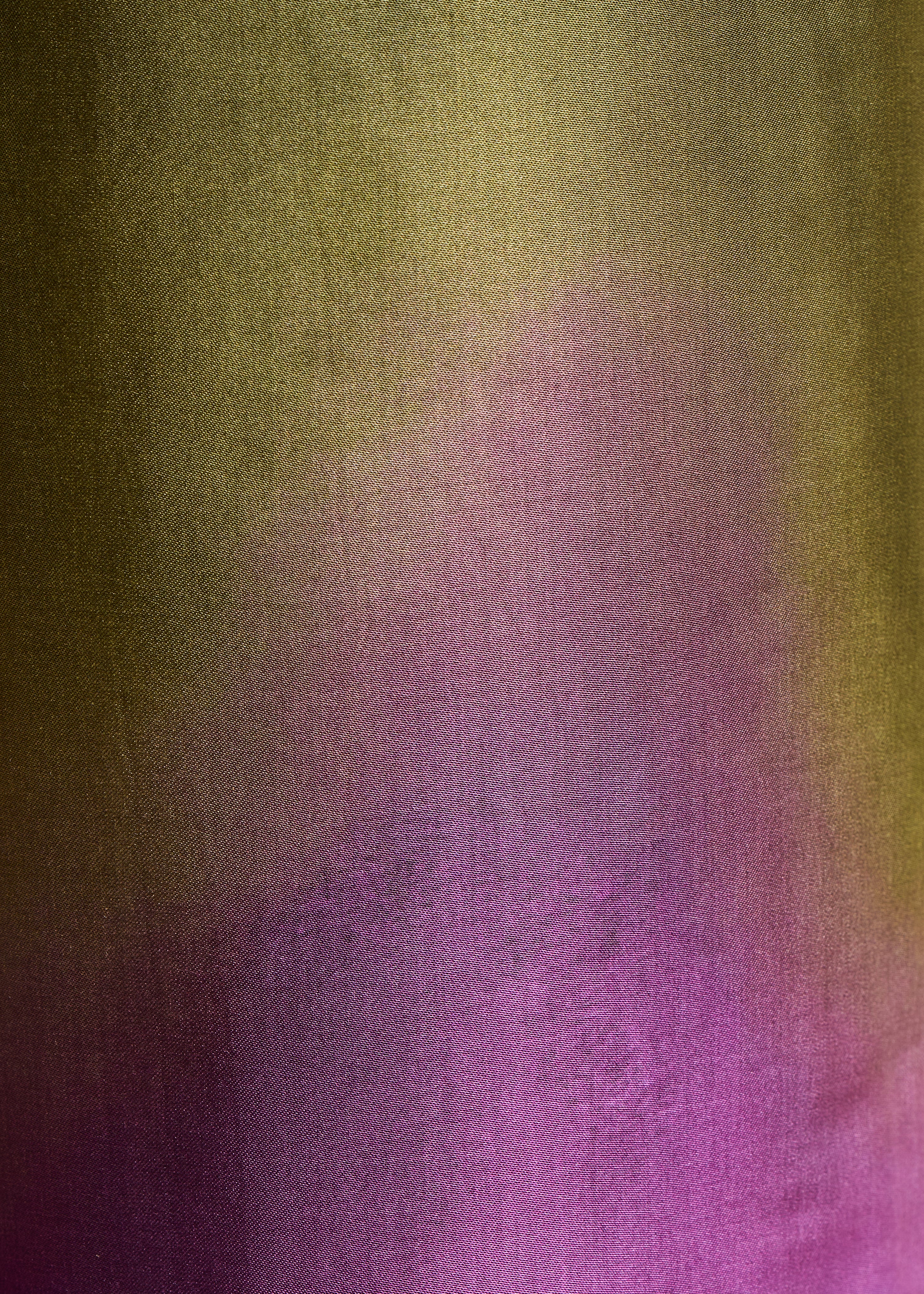 Pantalon large vert olive en satin imprimé tie & dye