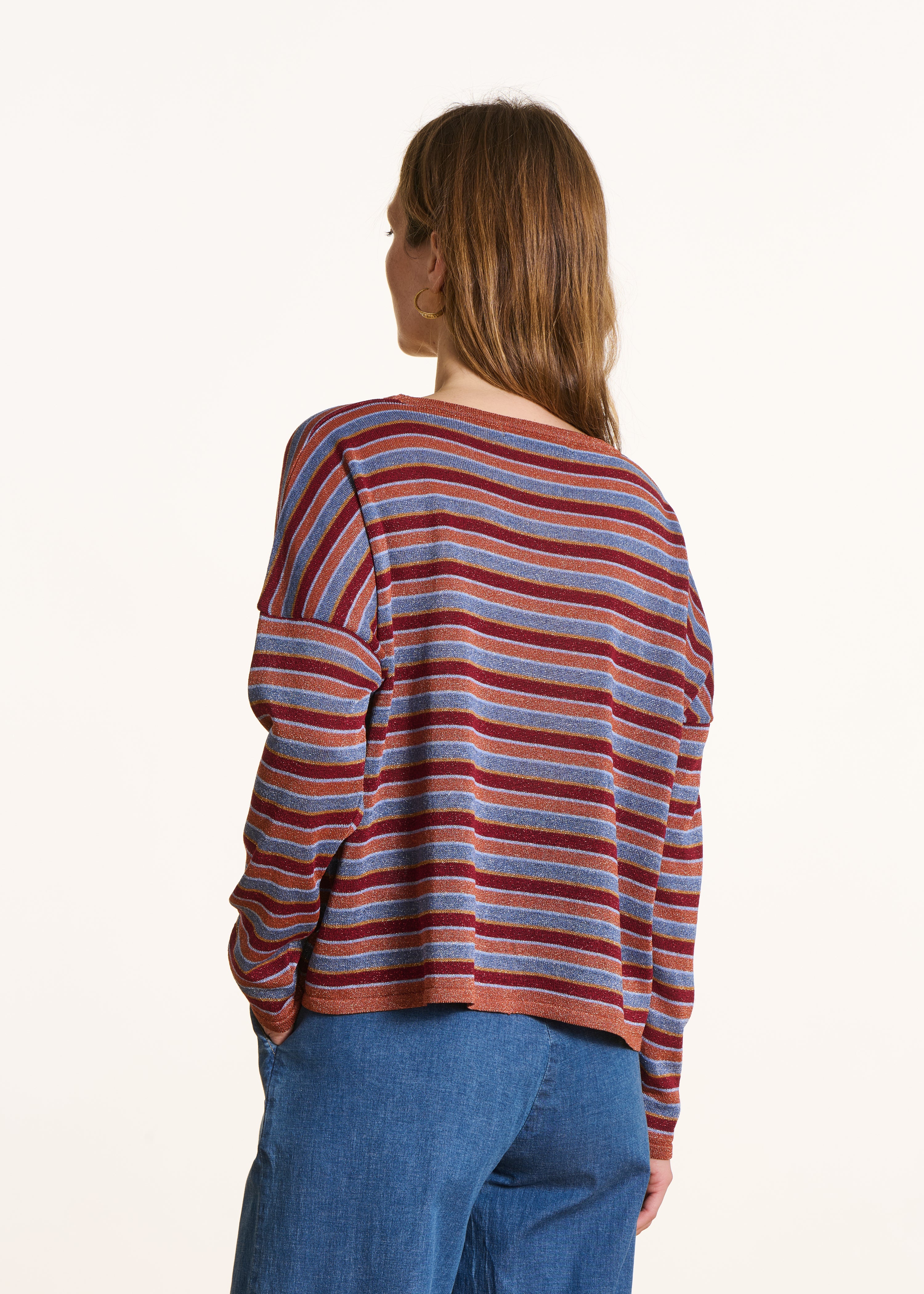 Pull en maille irisée à rayures multicolores