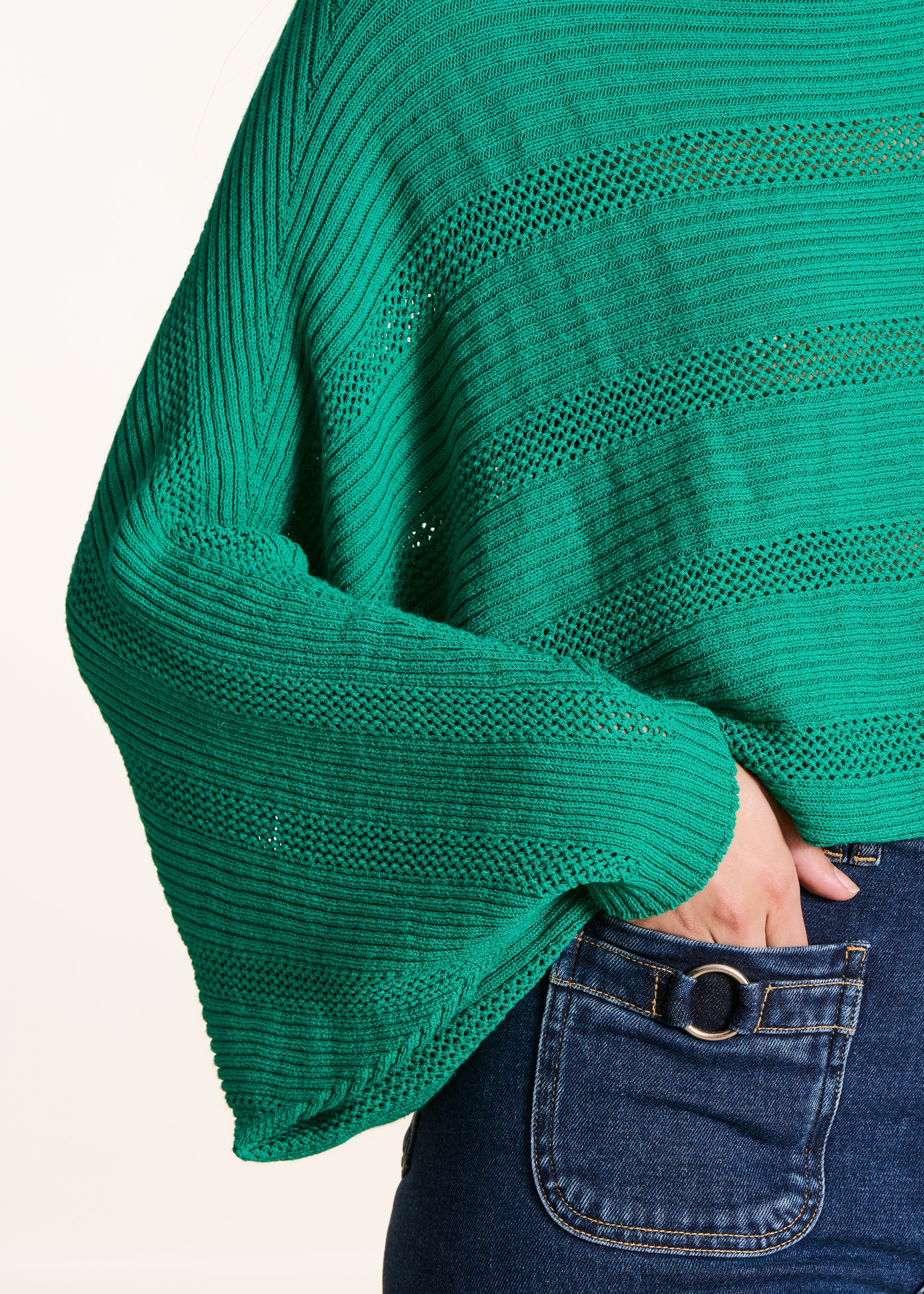 Pull cape vert à manches longues