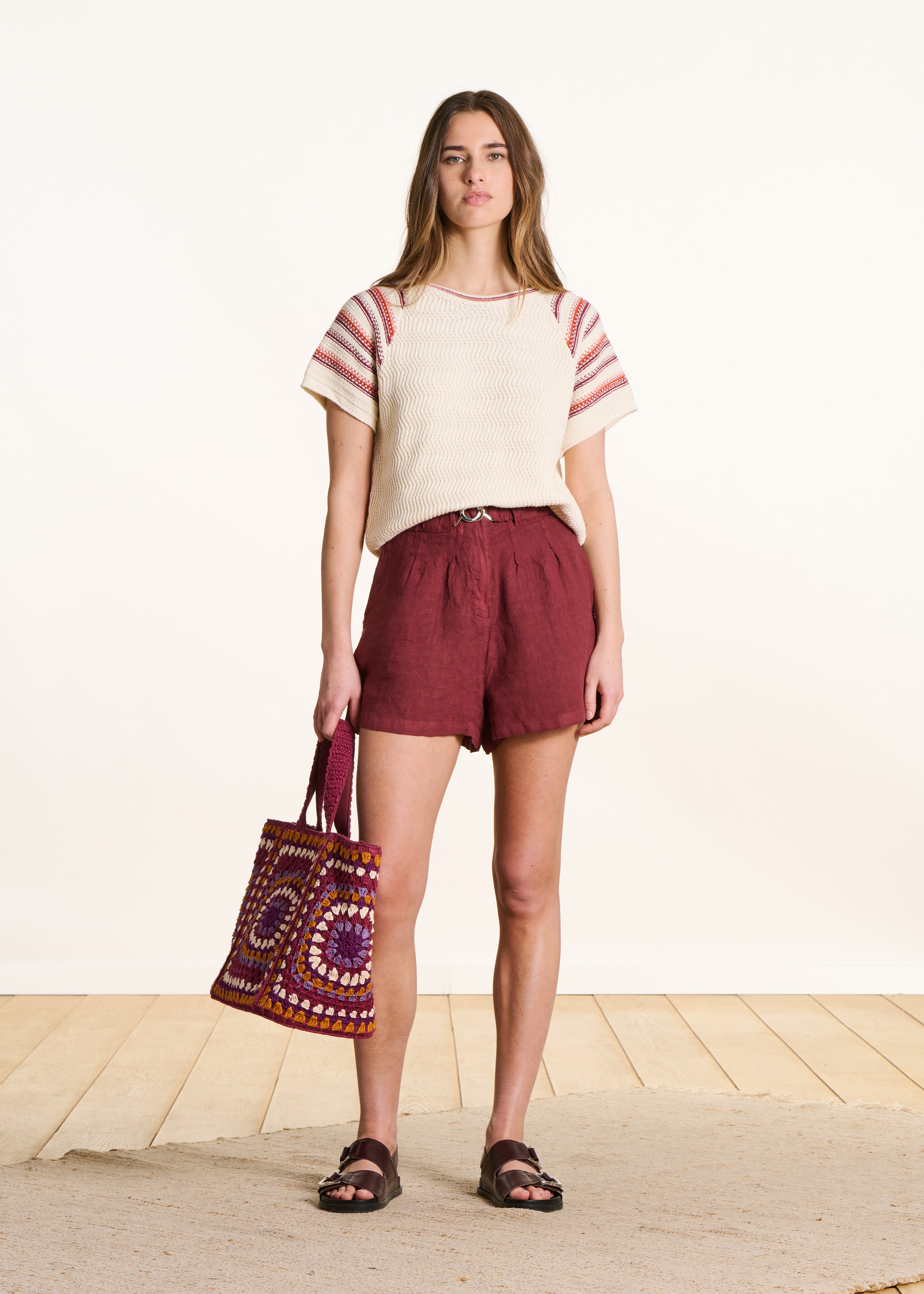 Pull court écru à rayures