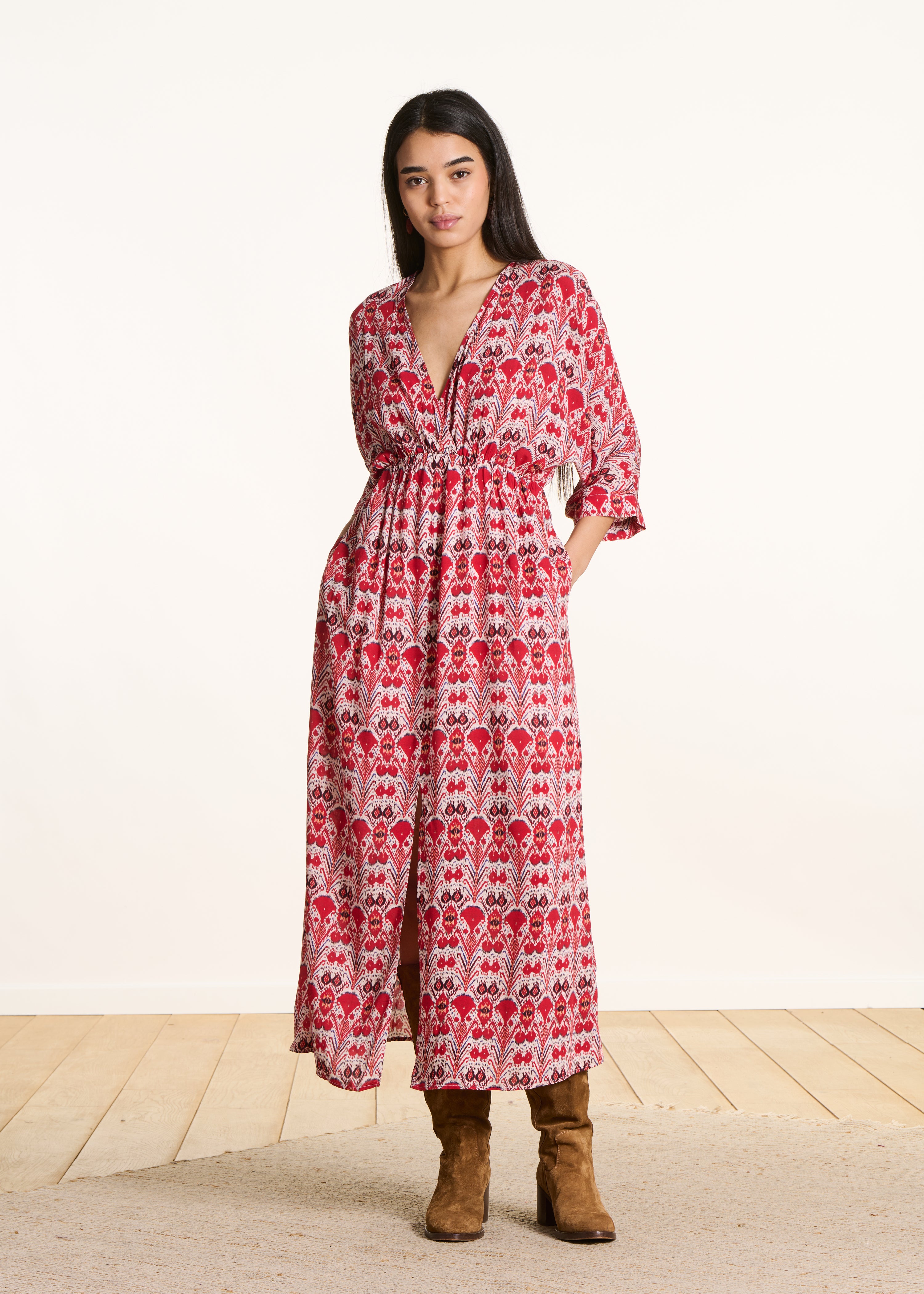 Robe longue cache-cœur à imprimé rouge