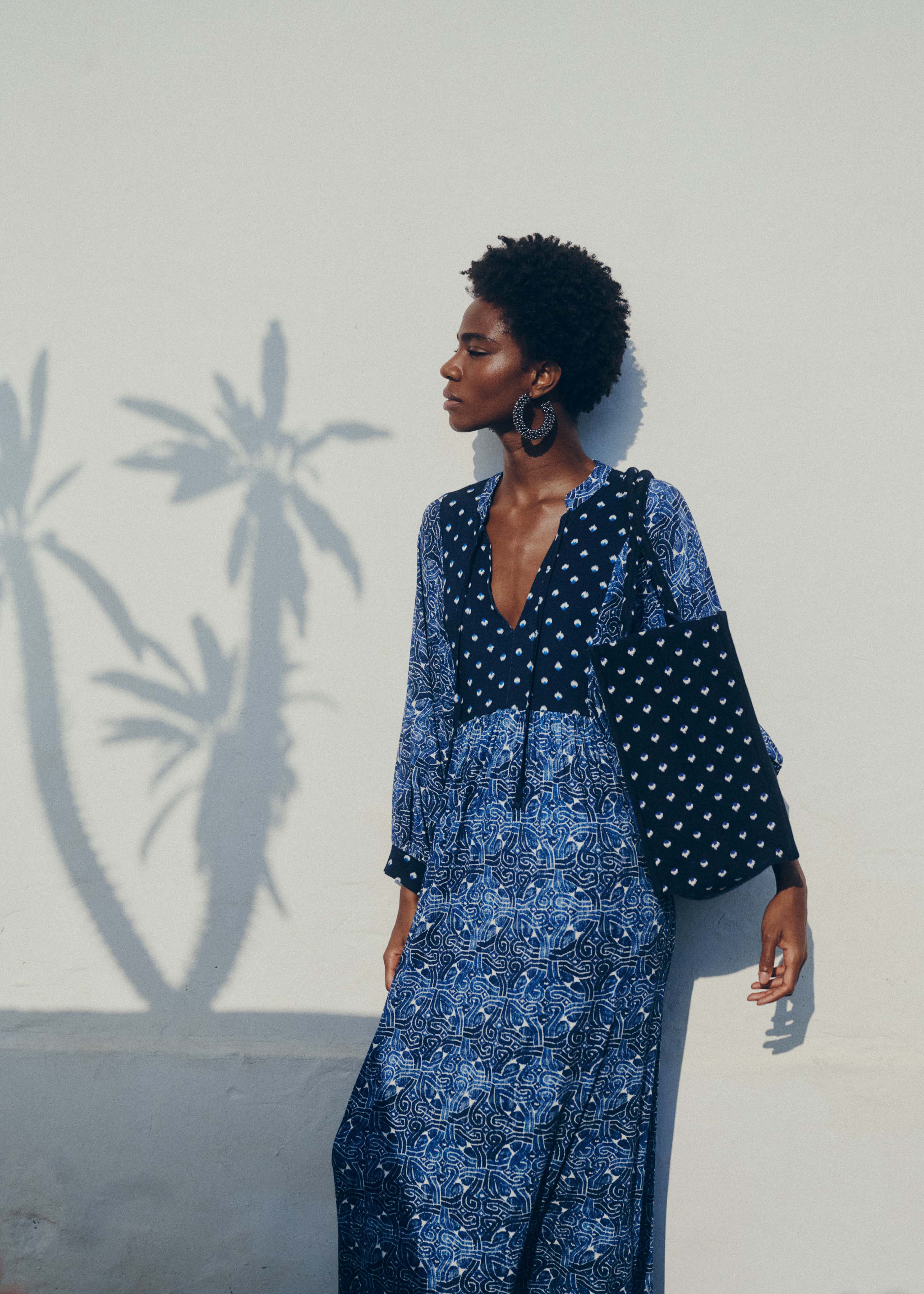 Blue long jersey dress with printed patchwork