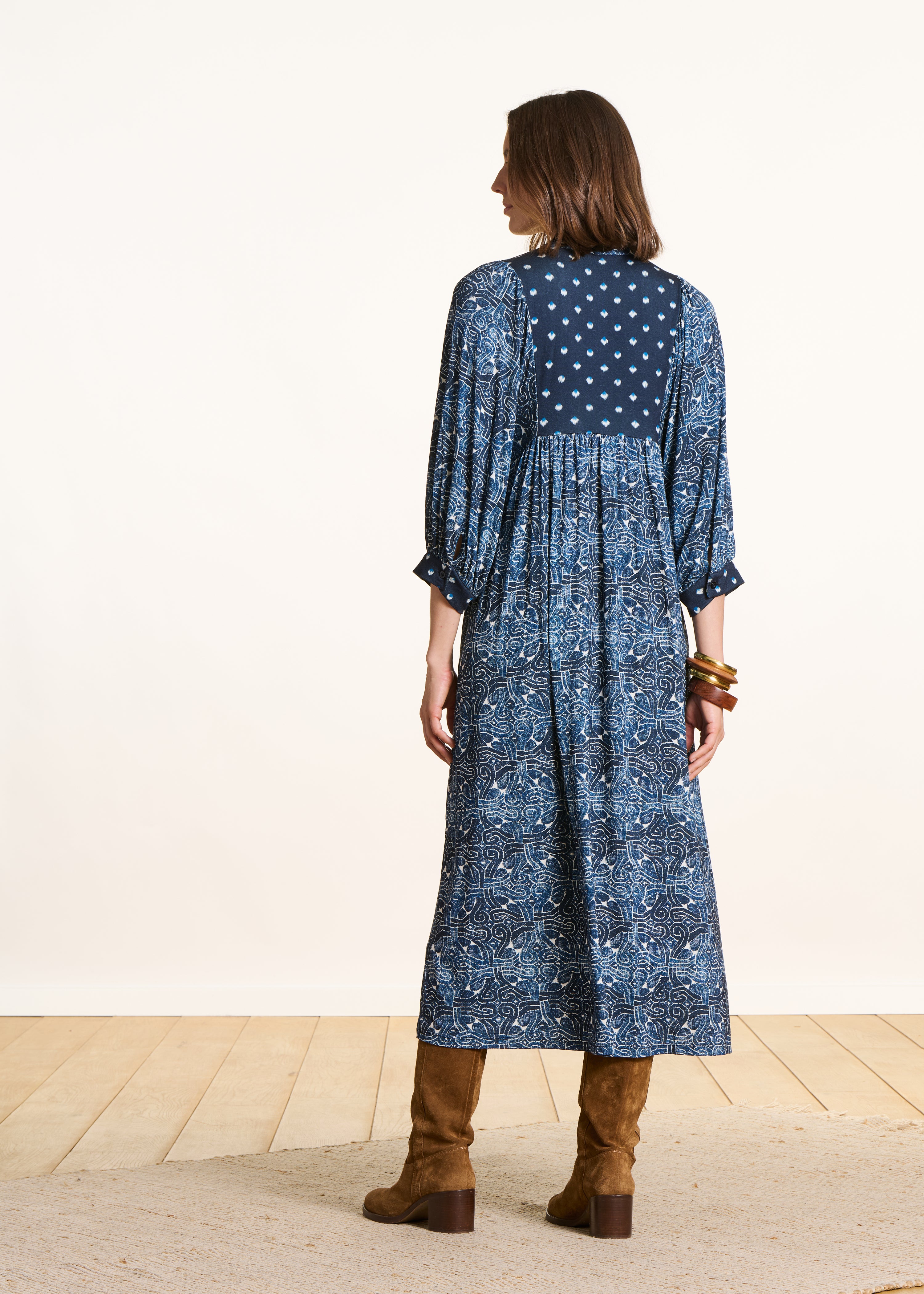 Abito lungo blu in jersey patchwork stampato