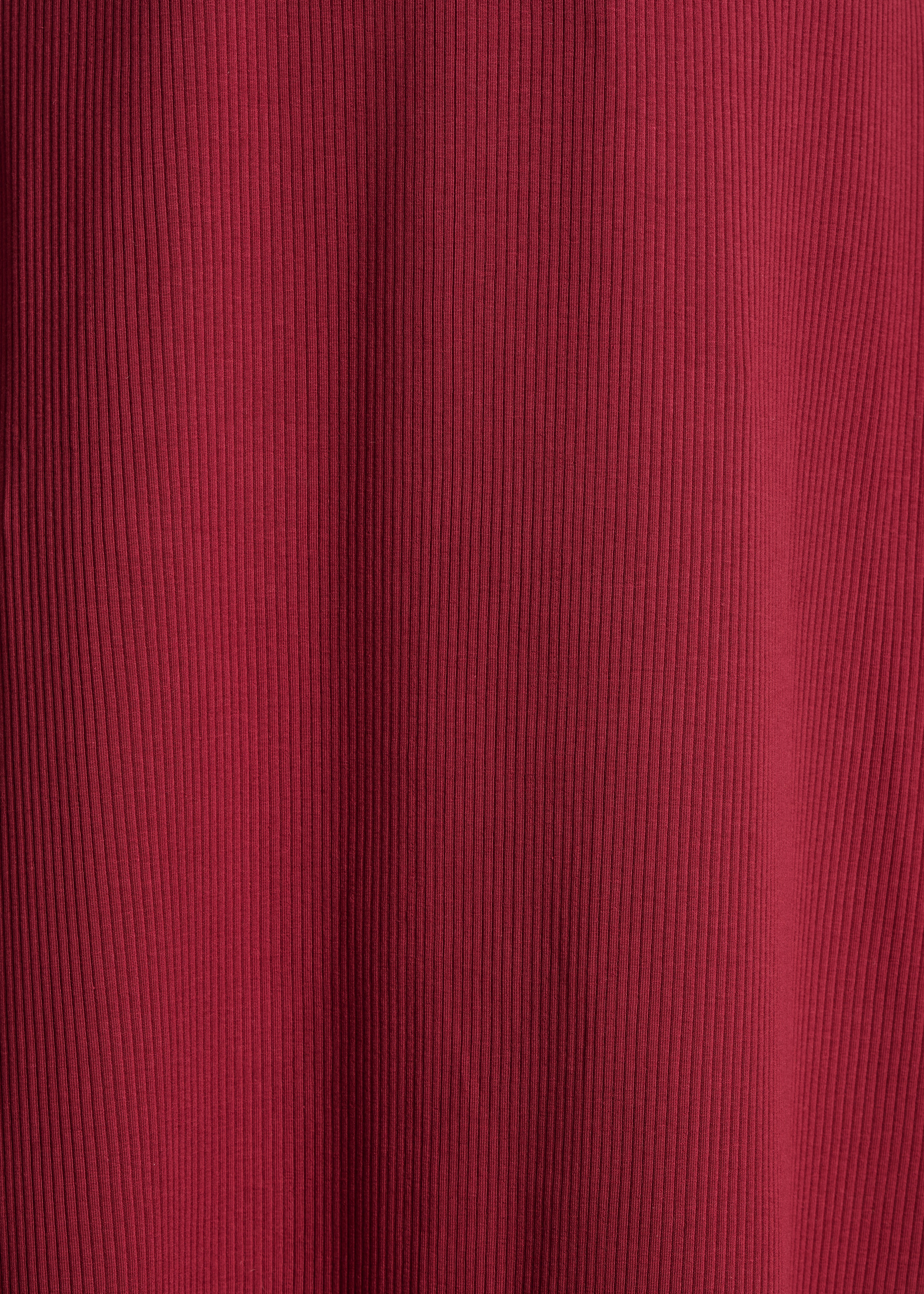 Robe midi bordeaux sans manches col bardot