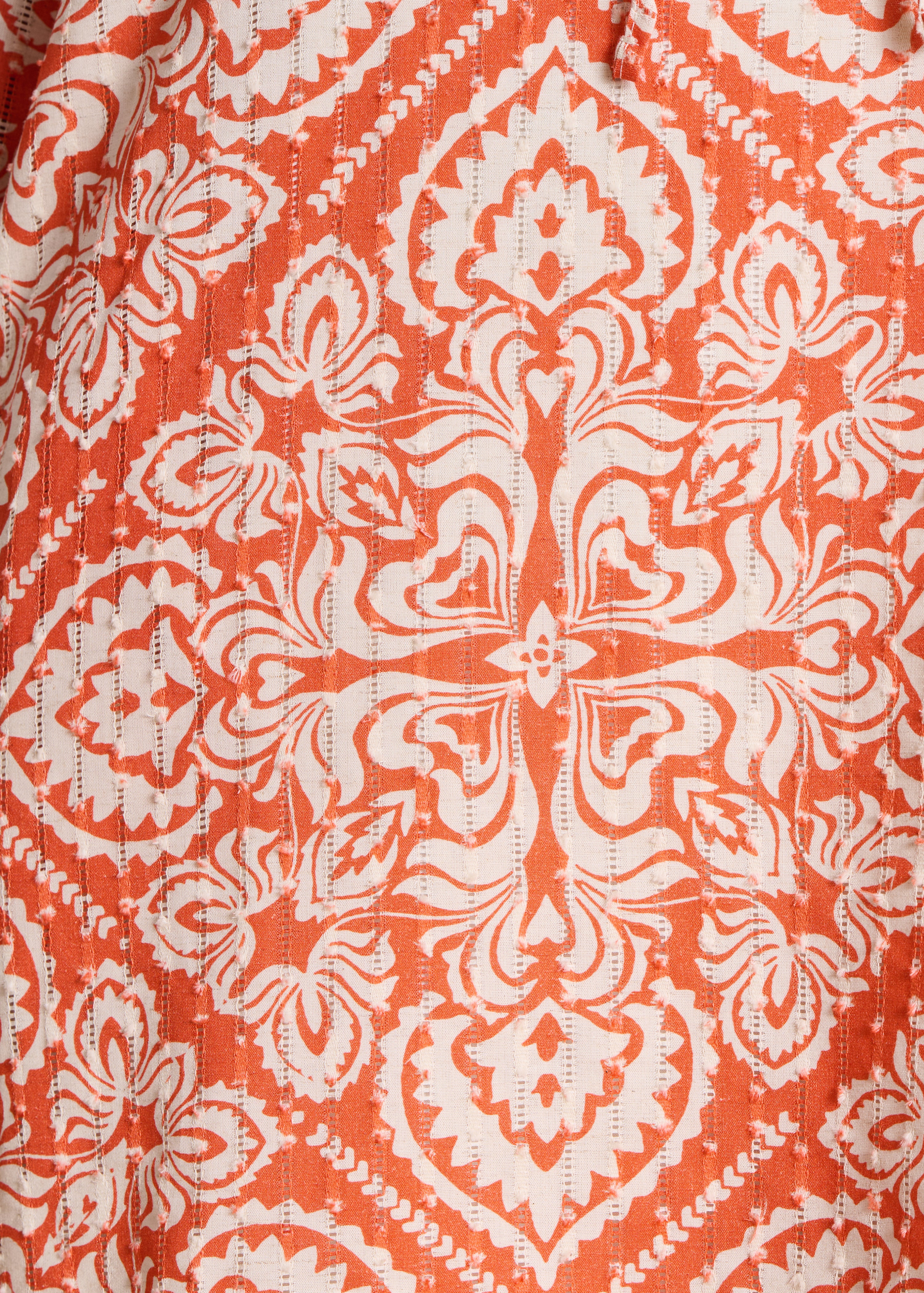 Kurzes, durchbrochenes Kleid in Orange mit Blumenmuster