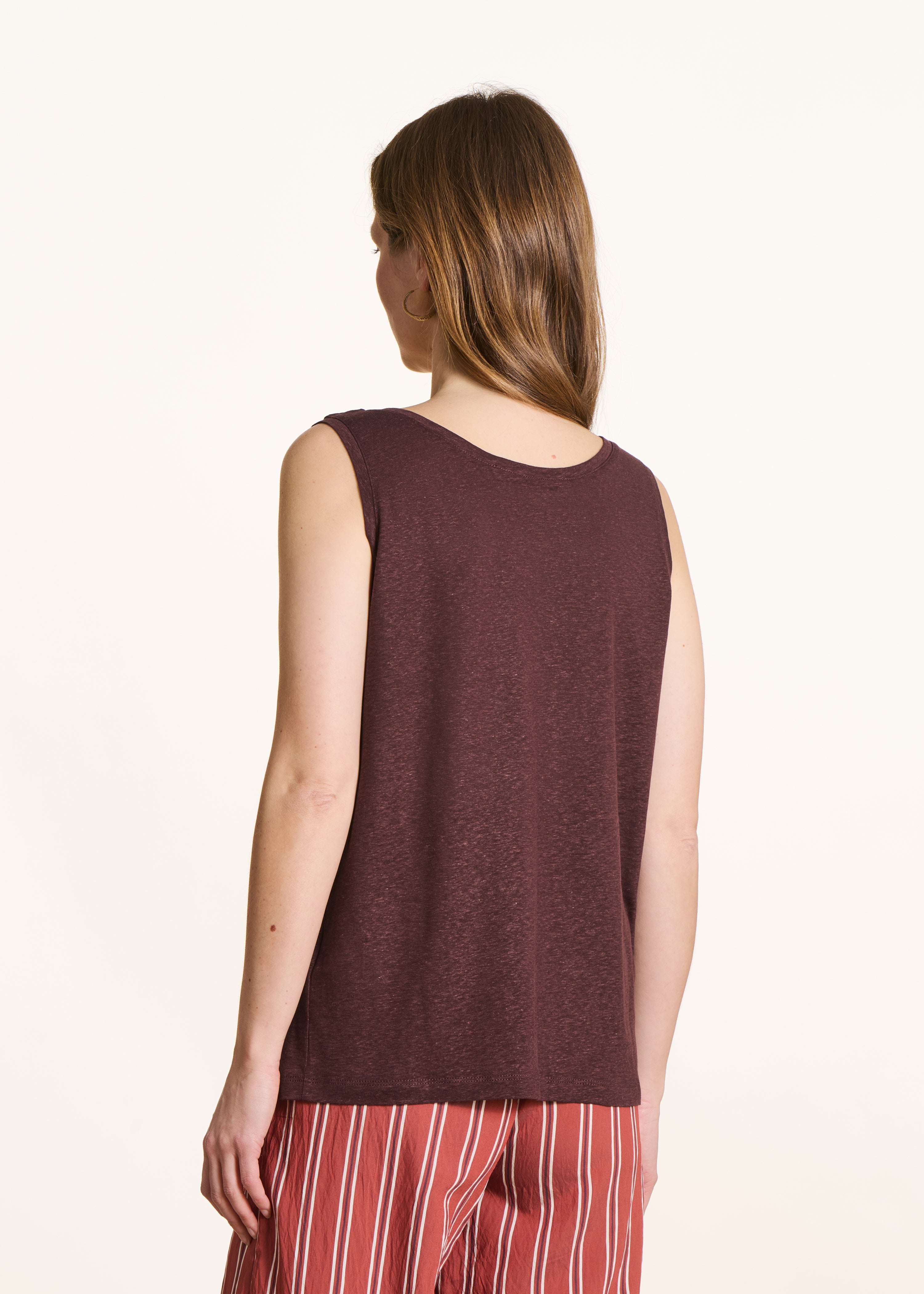 Top castanho em jersey lyocell